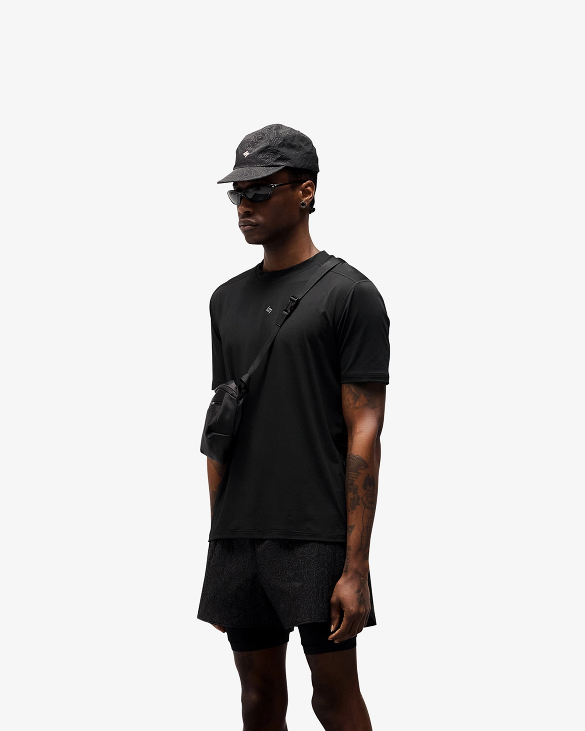 Drop Shoulder Cut 247 Contour Run T-Shirt - Black
