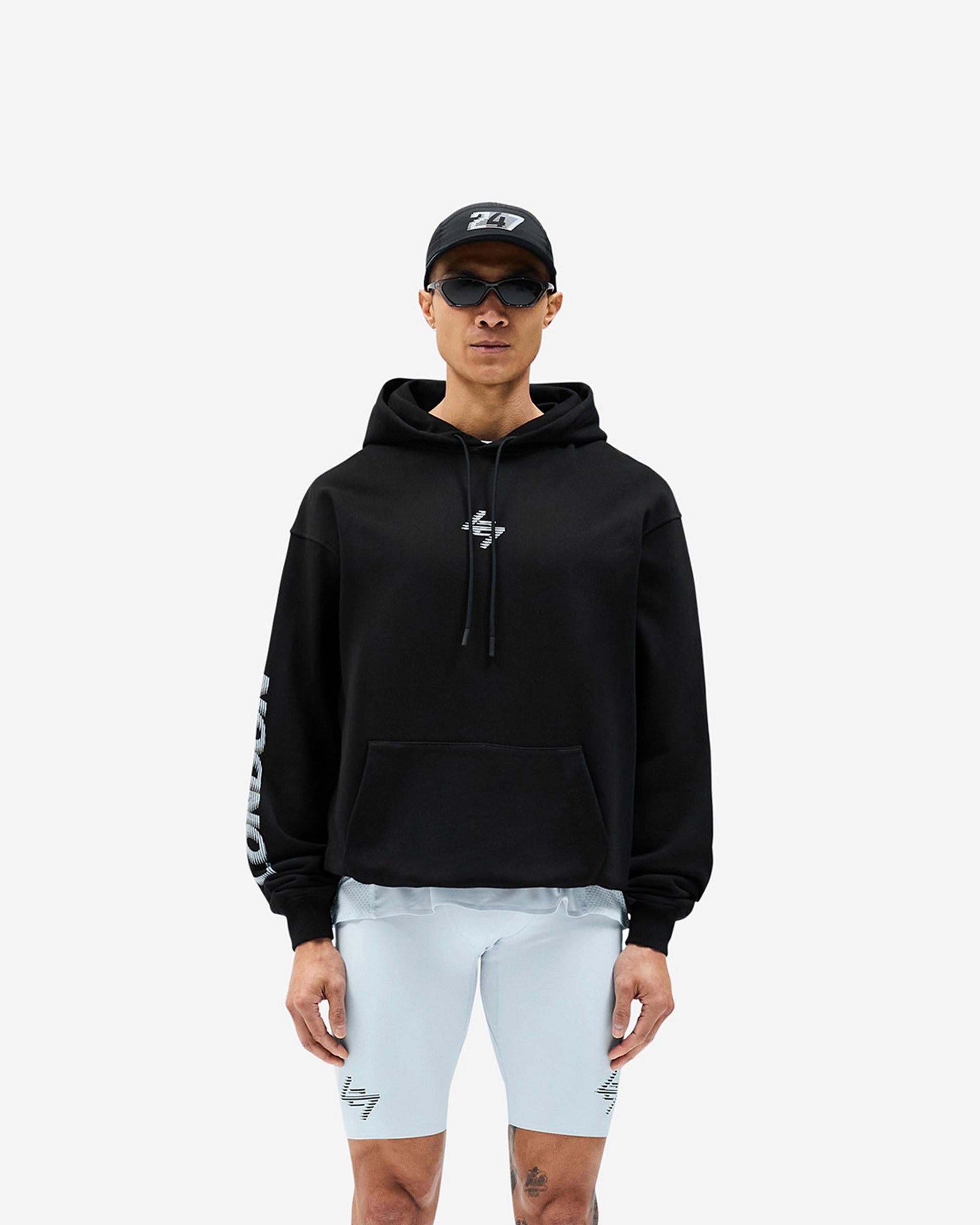Breathable wear Sporty Layers 247?London Hoodie - Black