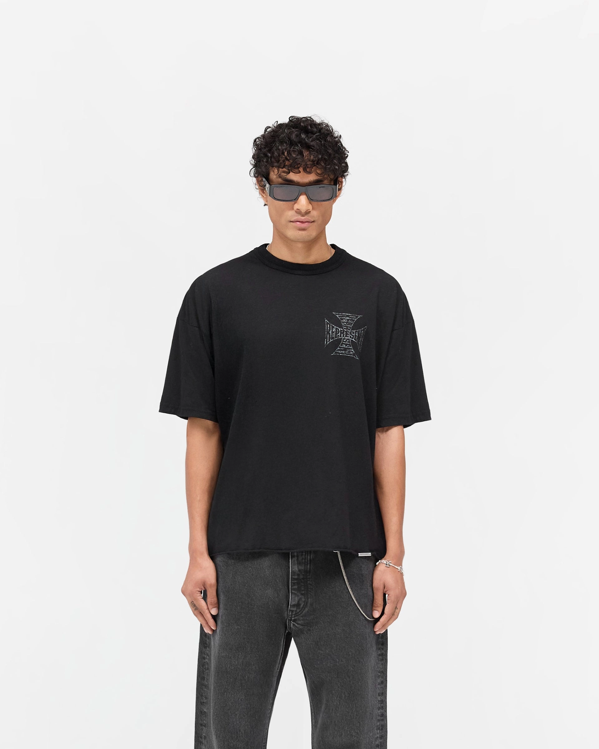 suitable for all genders MH T-Shirt - Jet Black