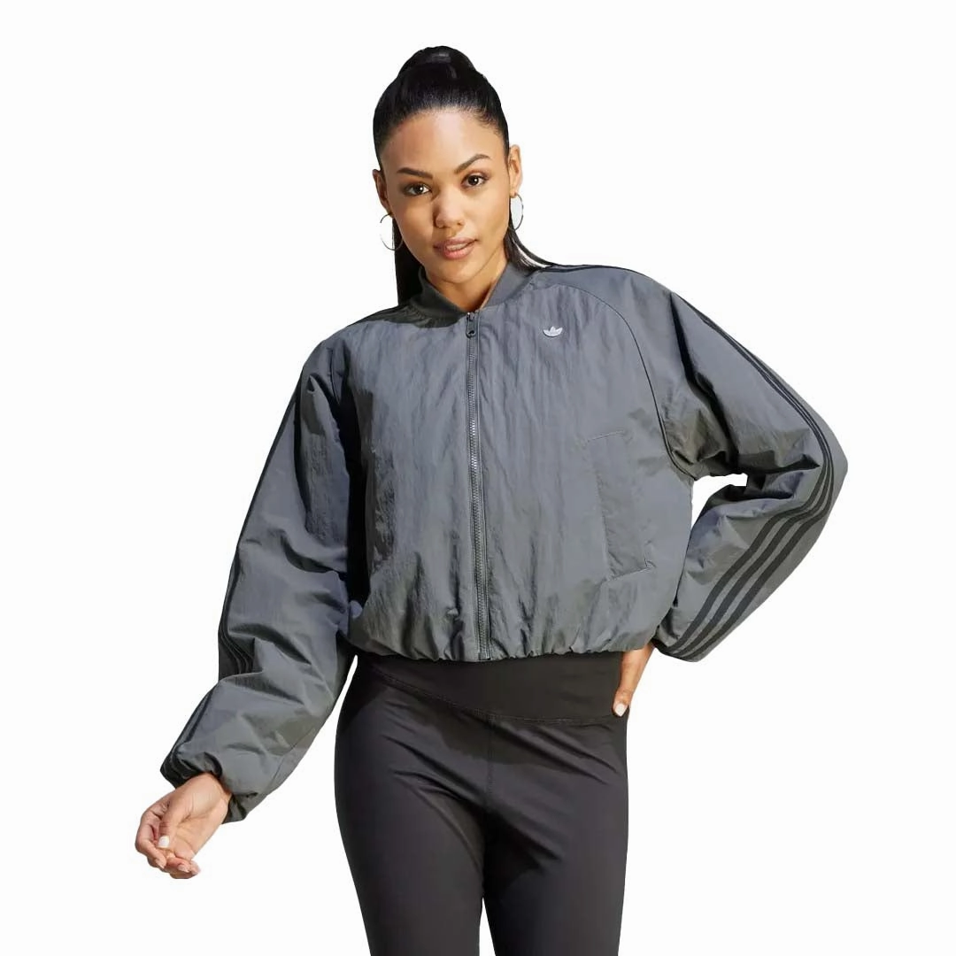 Seamless construction adidas - Women's Oversized SST Jacket (II5651)