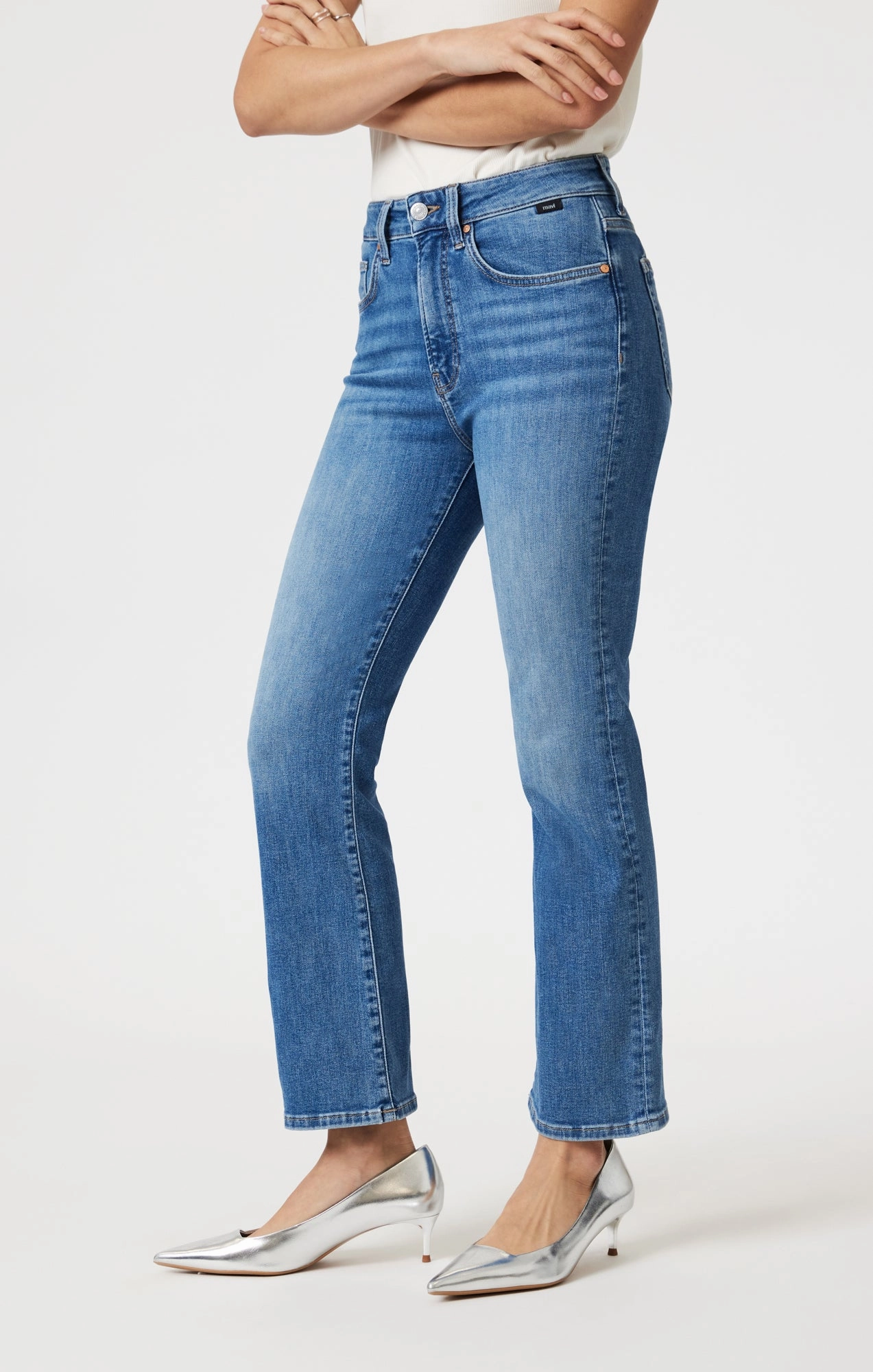 ANIKA CROPPED FLARE IN MID BRUSHED FLEX BLUE Active Friendly Casual Cool