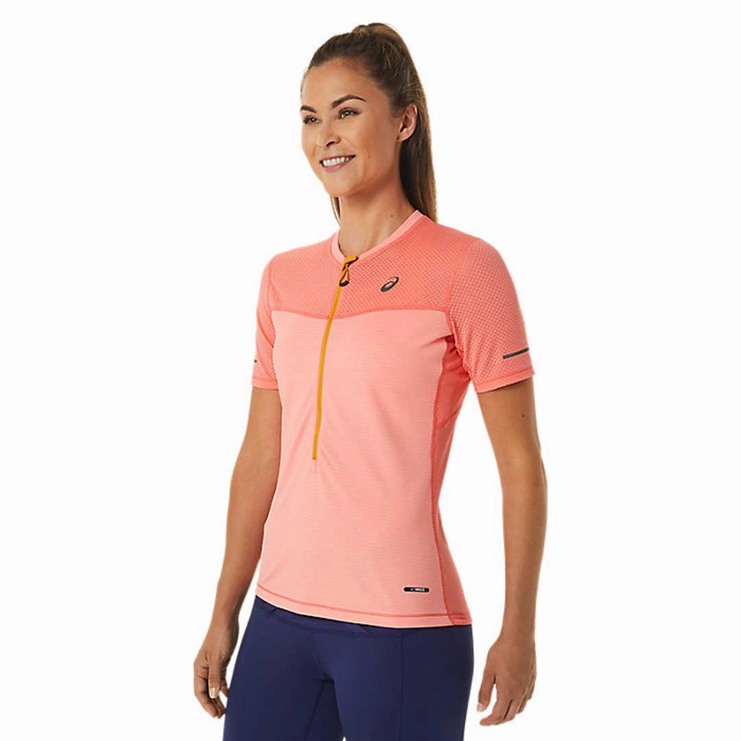 Asics - Women's Fujitrail Short Sleeve Top (2012C721 700) MeshLinedVents Microfiber texture