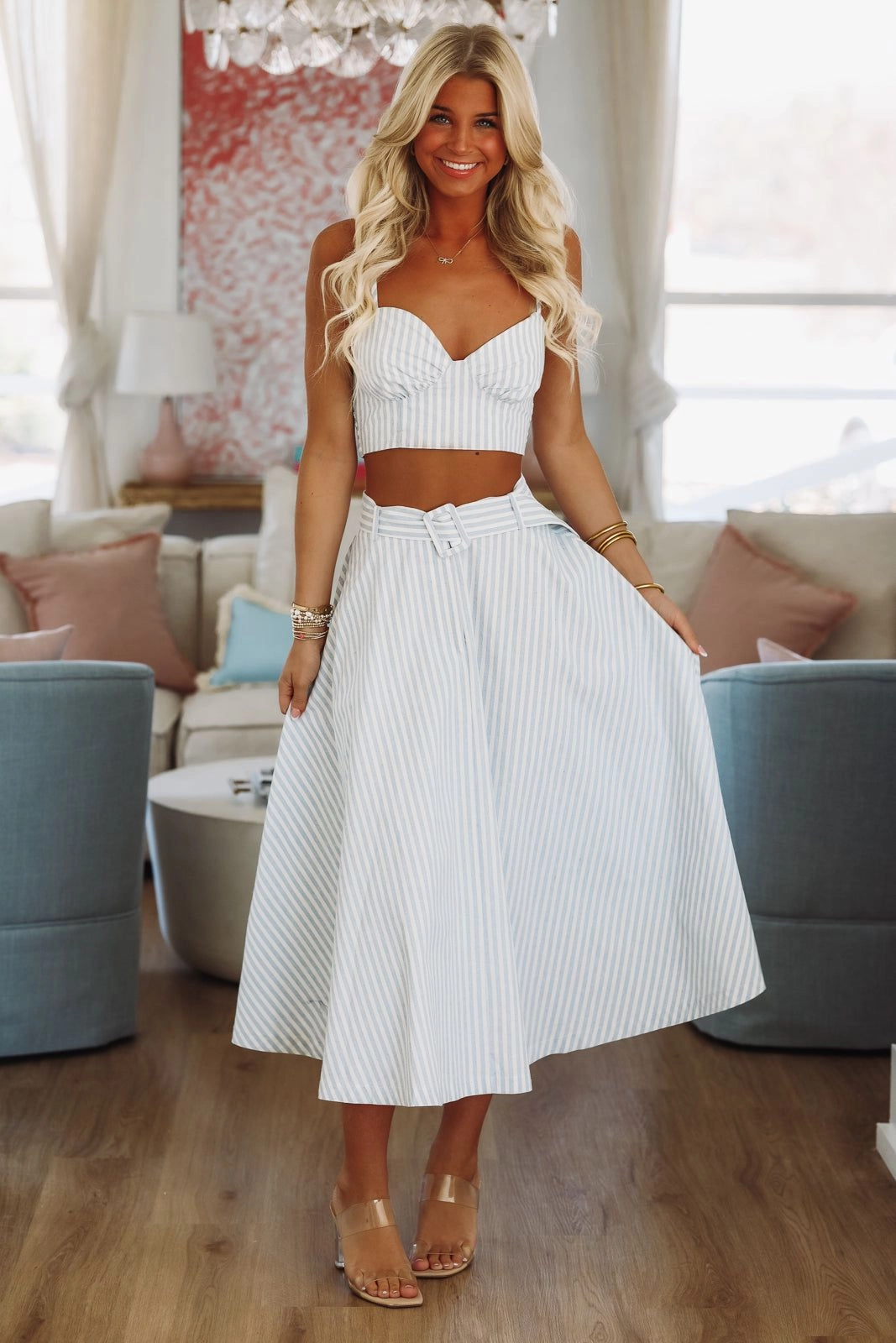 OversizedSilhouette CompressionFit Veranda Views Crop Top and Maxi Skirt Set - Blue and White