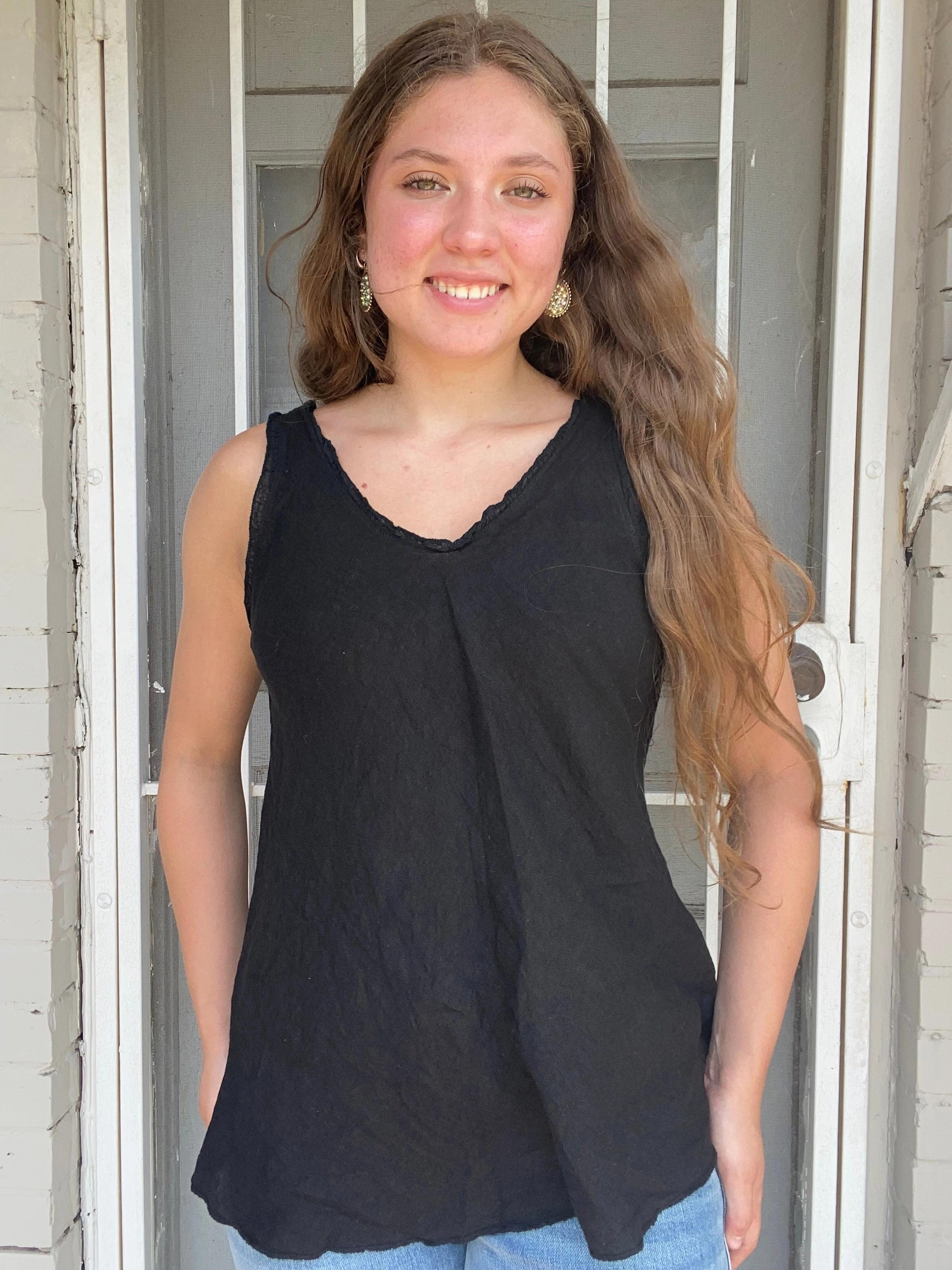 LaserCut Edges Flowing Design BLACK Ruffled V-Neck Linen Tank