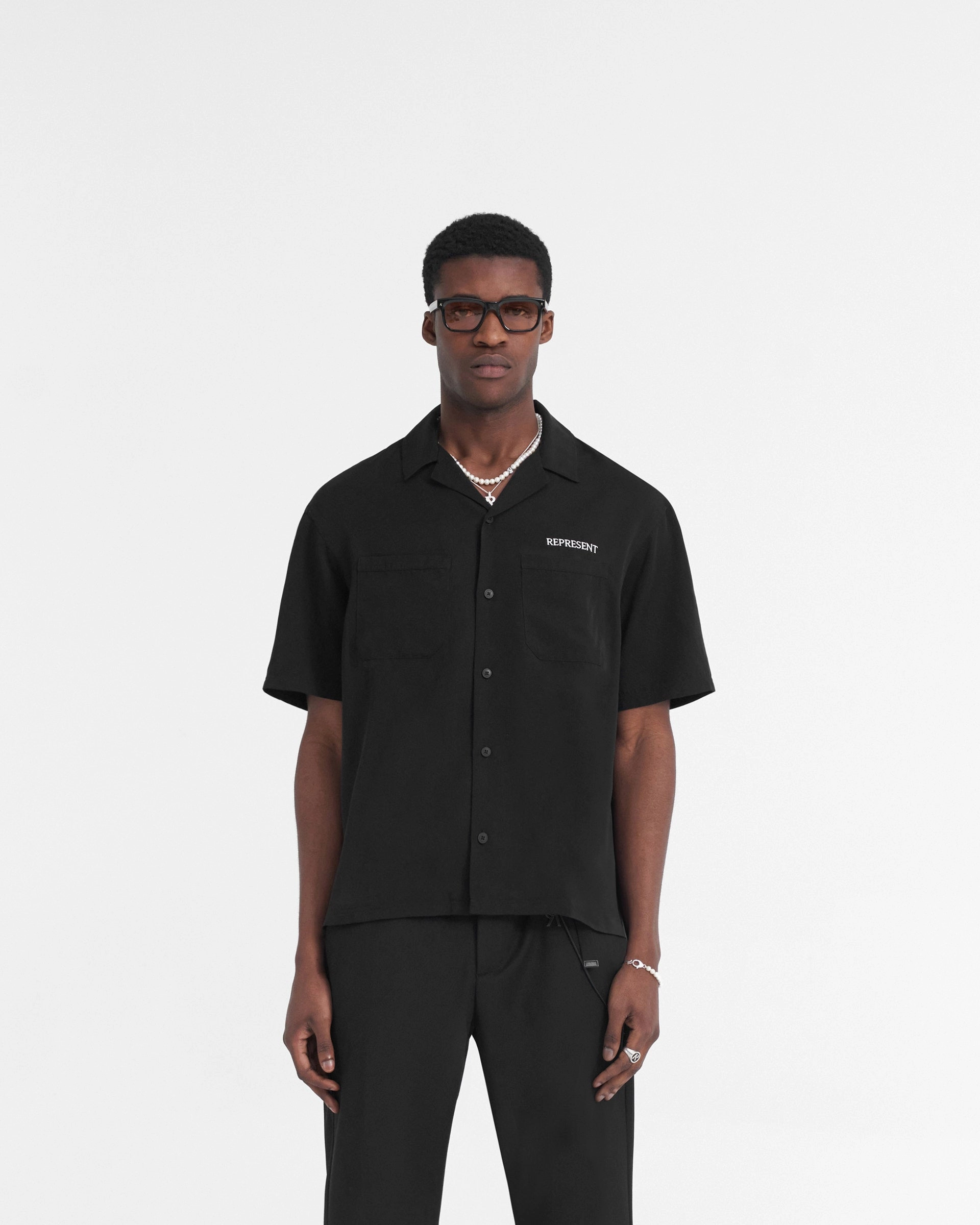 Sporty Design Bowling Shirt - Black