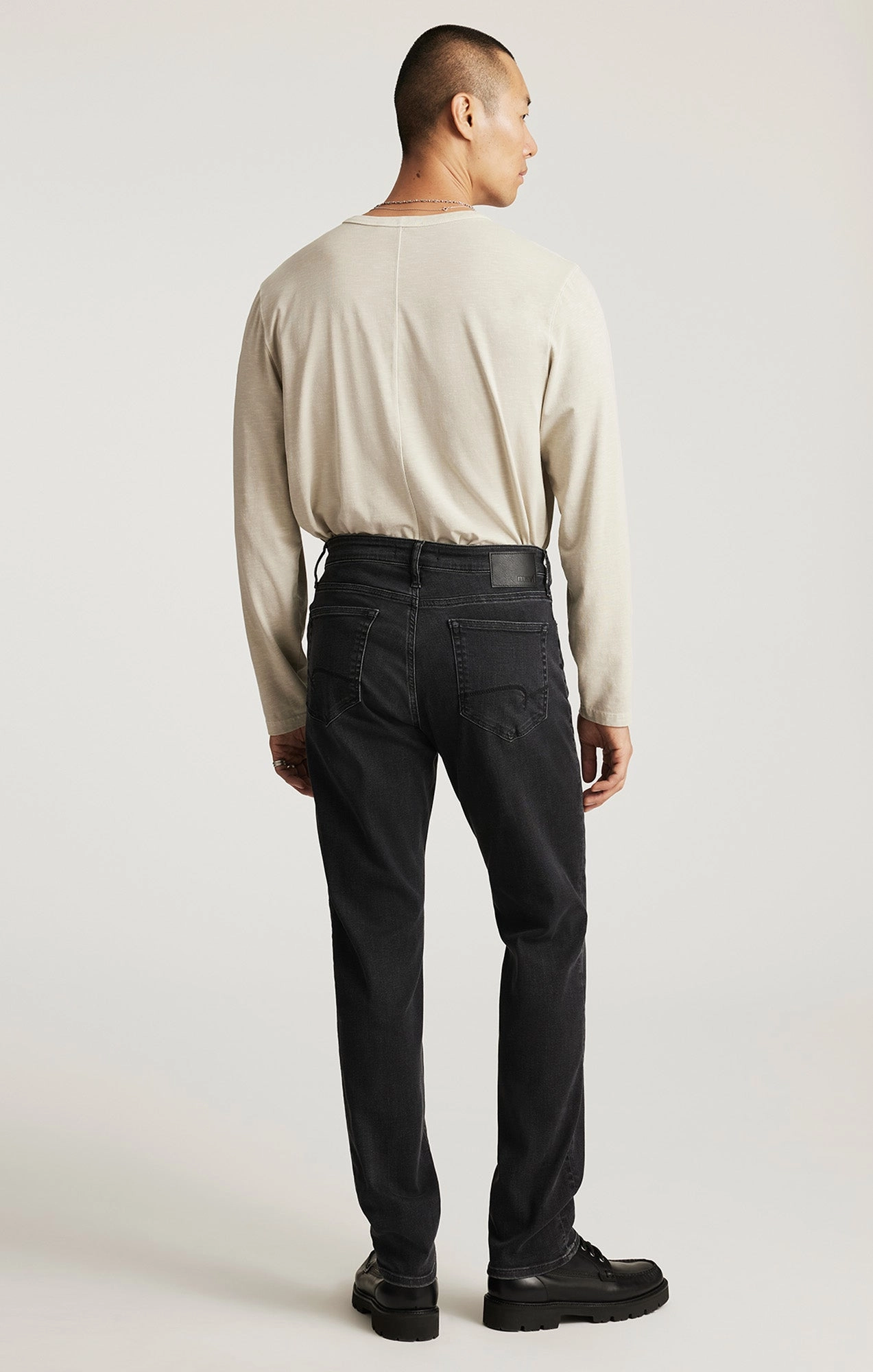 Cool And Simple Zip Fly Closure STEVE ATHLETIC FIT IN DARK SMOKE SUPERMOVE