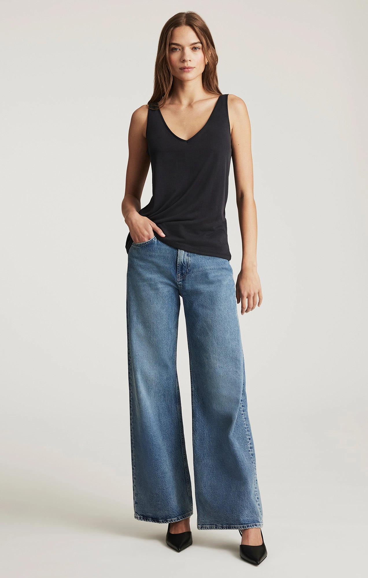 FLORIDA WIDE LEG IN DARK USED CLASSIC BLUE Universal Fit Sizing Seamless Pocket Design