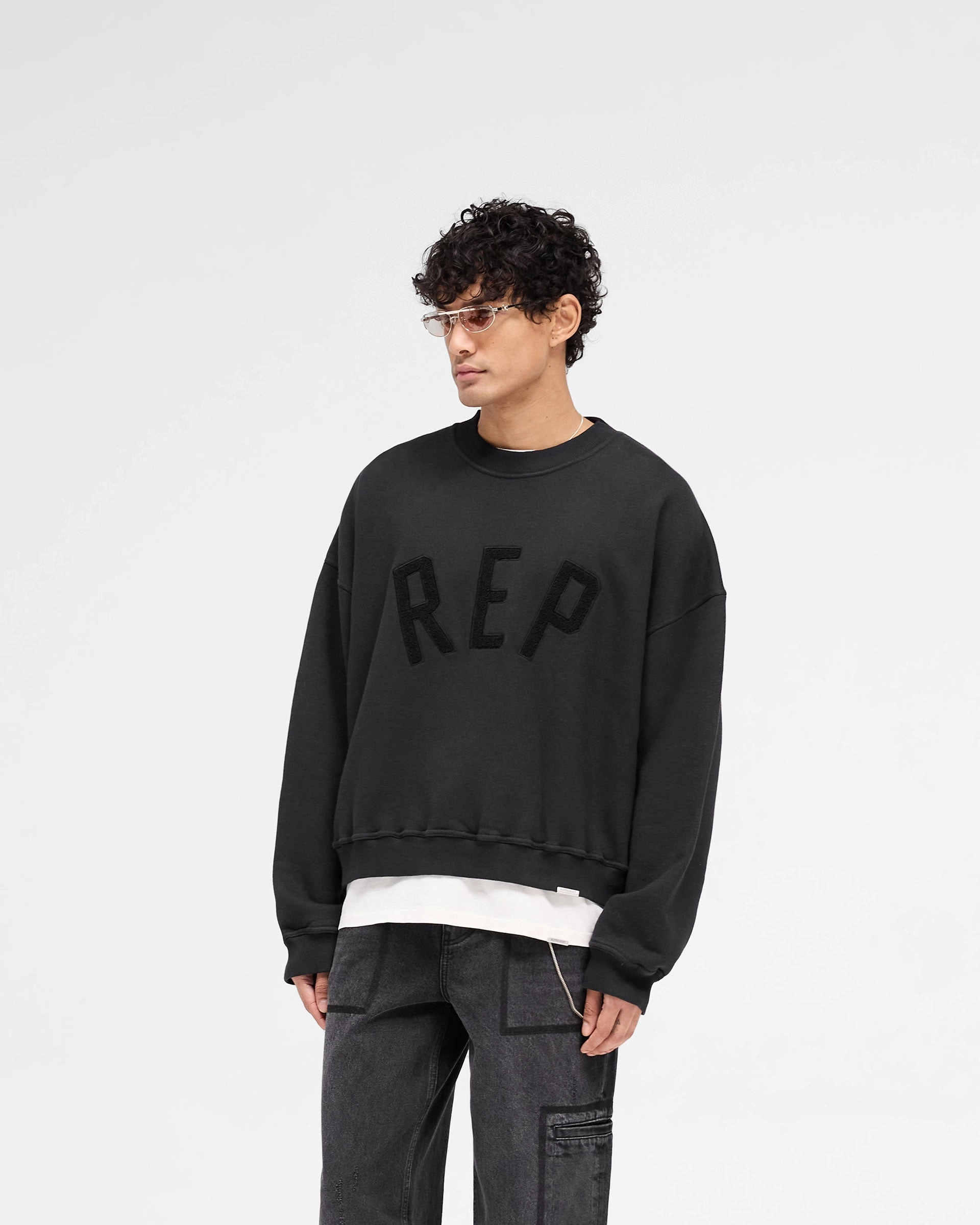 Rep Applique Sweater - Off Black DoubleLayered Collar
