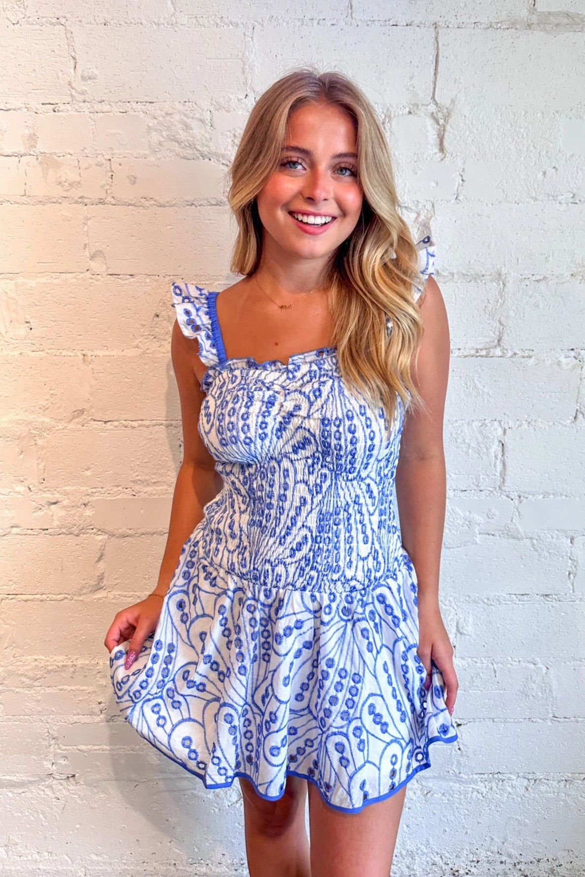 Seafoam Dream Dress Chic Waistband Design