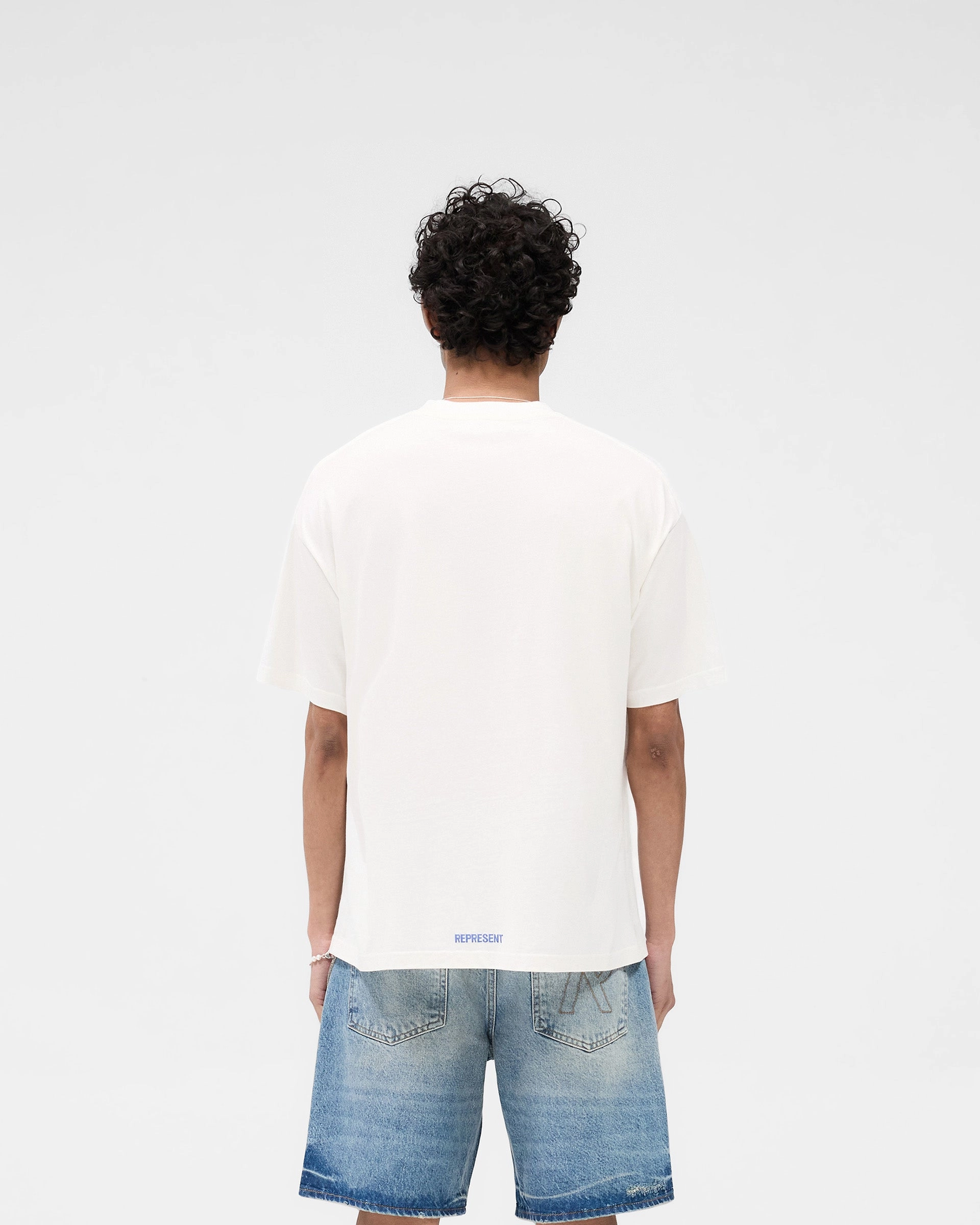 Everyday Fashion Competition Department T-Shirt - Flat White