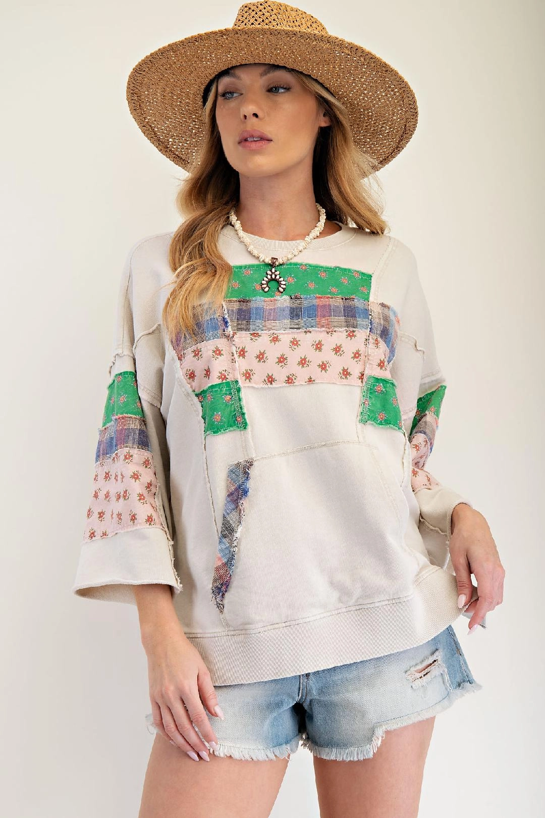 Flexible Hemline UV Protection Enhanced Rustic Roads Patchwork Knit Pullover