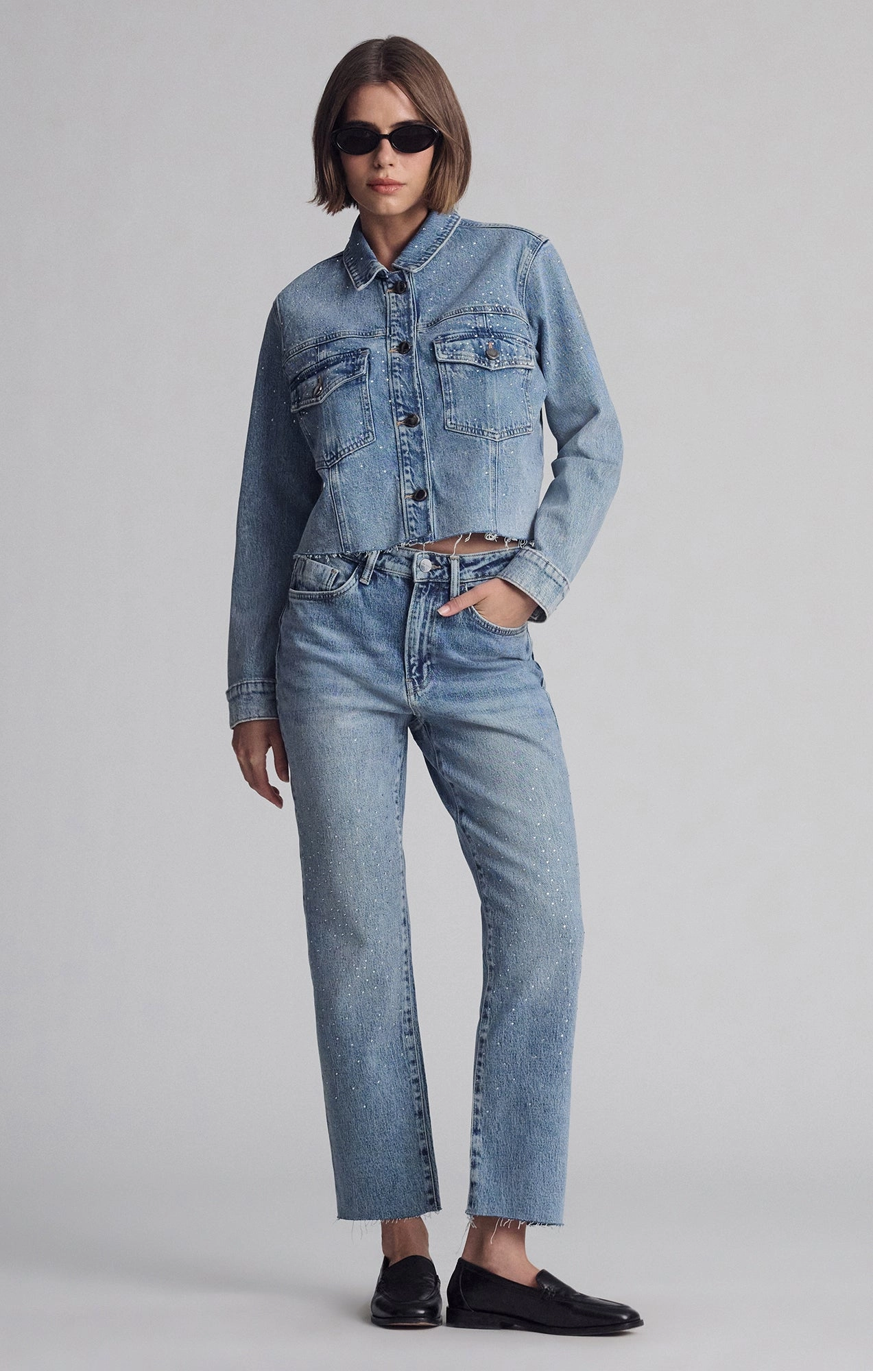 All Time Fit Calm Aesthetic NEW YORK STRAIGHT LEG IN SHINY MID DENIM