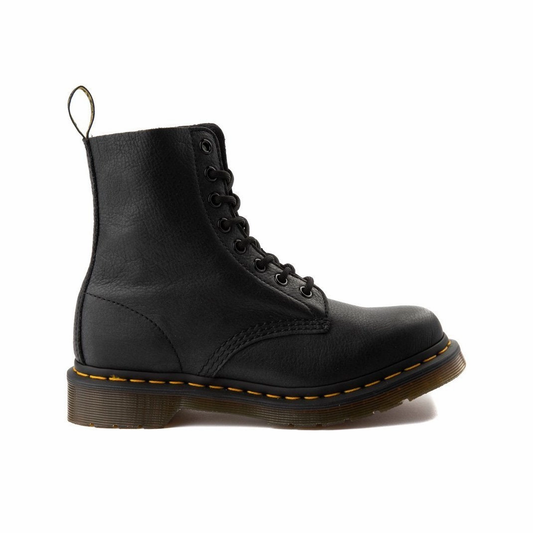 Step Control Sleek Shape Dr. Martens Women's 1460 Pascal Black Virginia Leather