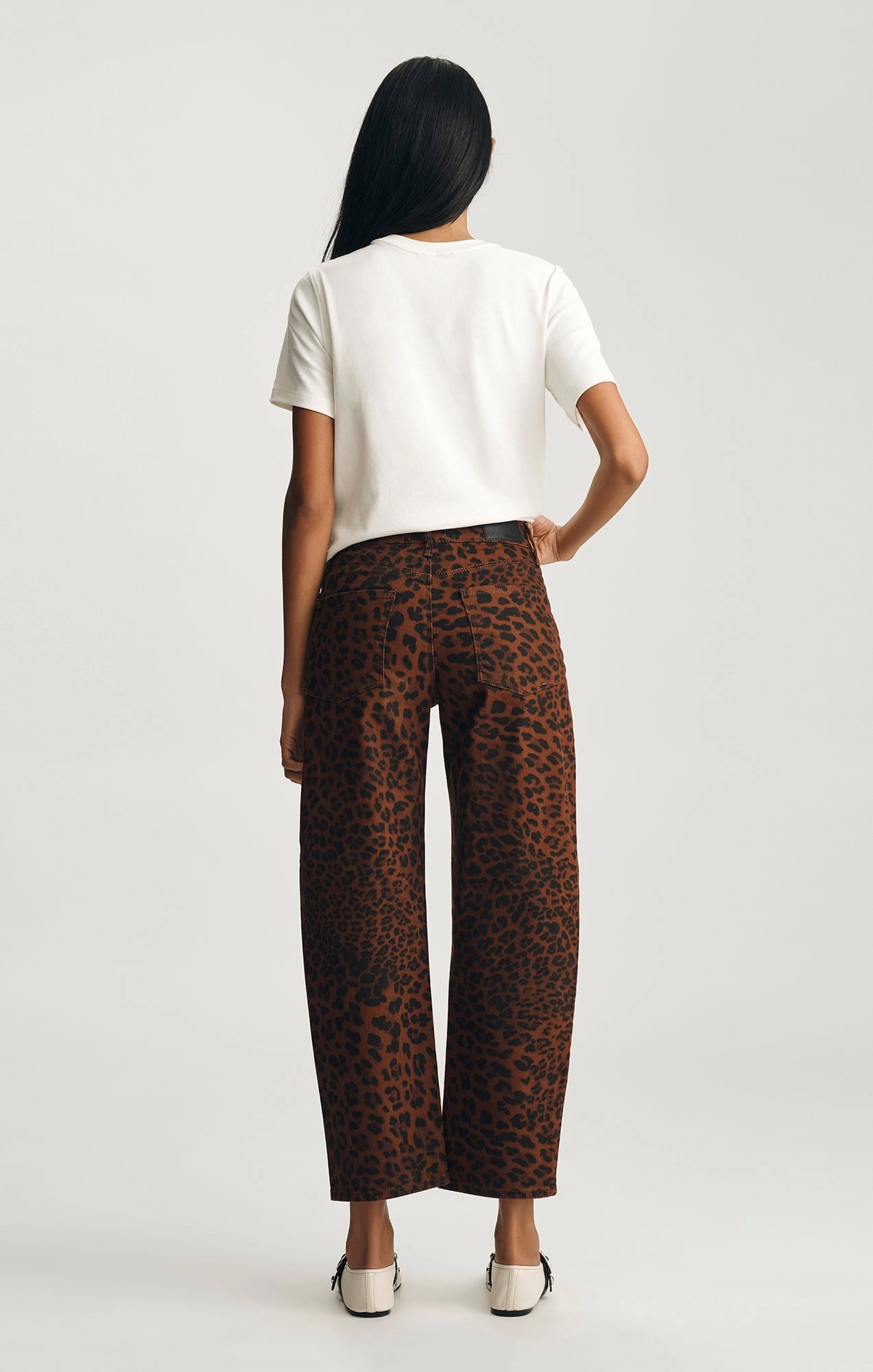 Road Trip Bold Look Smart Casual Double Stitched Seams NICA BARREL IN BROWN CITA DENIM