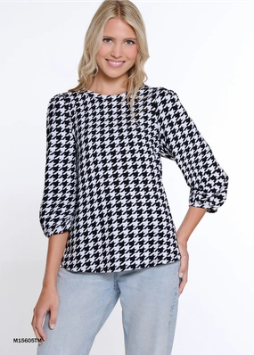 Double Faced Jersey Knit Adjustable Hem Cuff Black & White Scoop Neck Top by Multiples