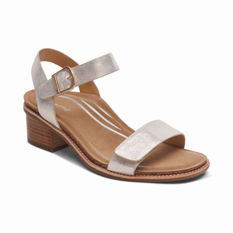 Wander Wear Fashionable Beach Footwear Aetrex Women's Mae Champagne