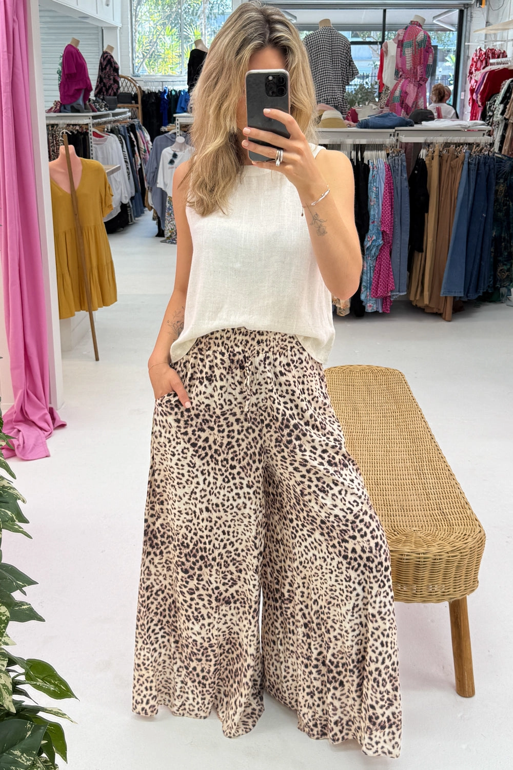 Eros Pants - Leopard Print Boho chic Sport Comfort Fit