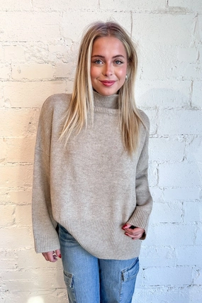Snug Style Knit Top Garment Washed