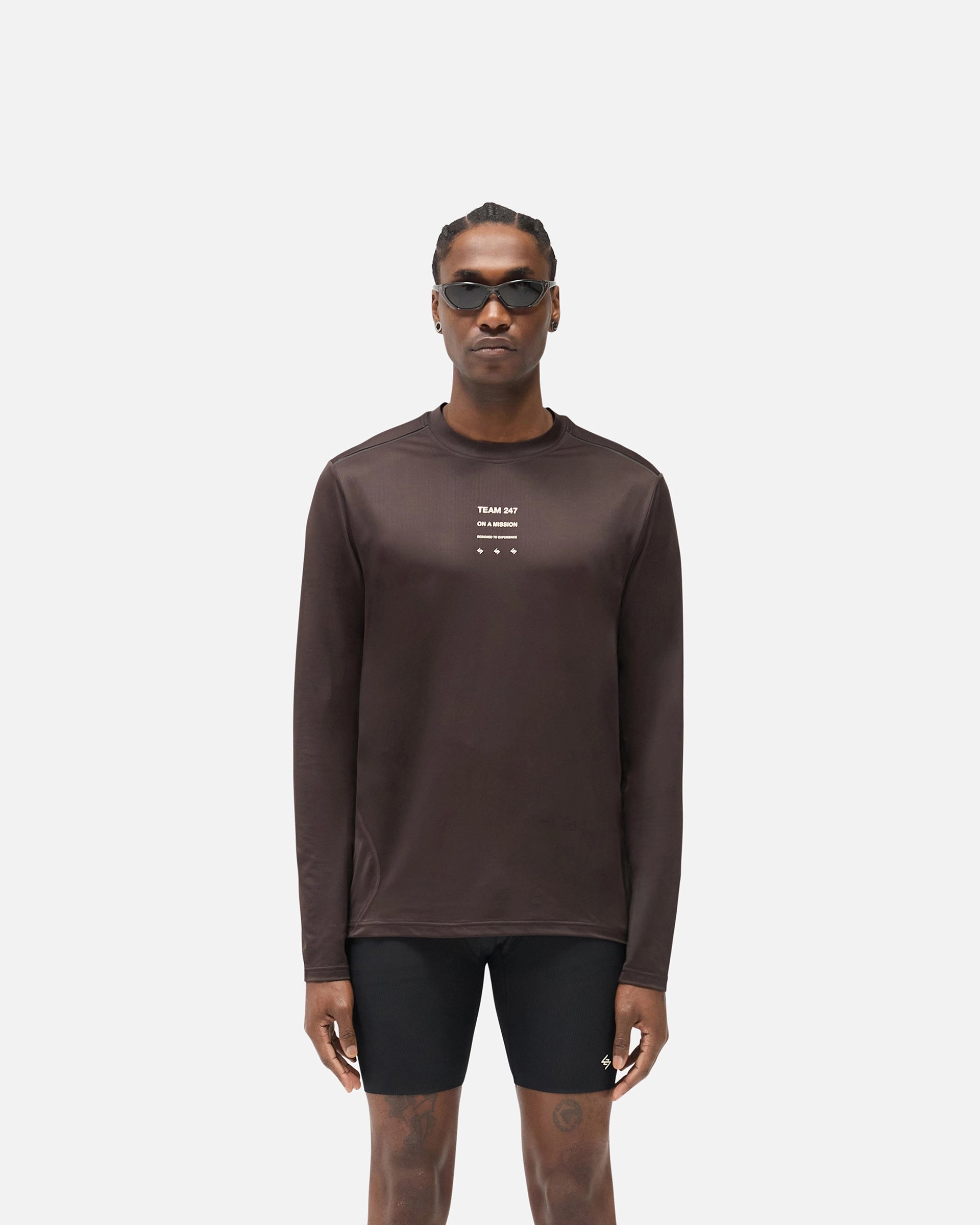 Elegant and Relaxed Comfy Design 247 Trail Long Sleeve T-Shirt - Chocolate