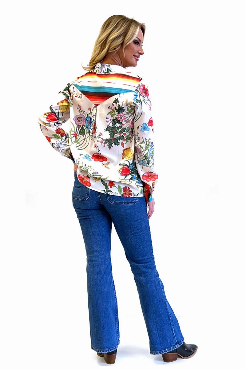 Wrinkle Resistant Texture Overlock Edging Fiesta Floral Long Sleeve Pearl Snap Top