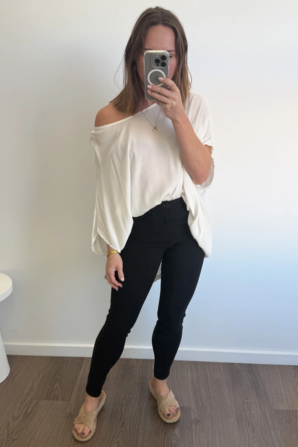 Alexa Pants Petite Moisture Management Ripped design