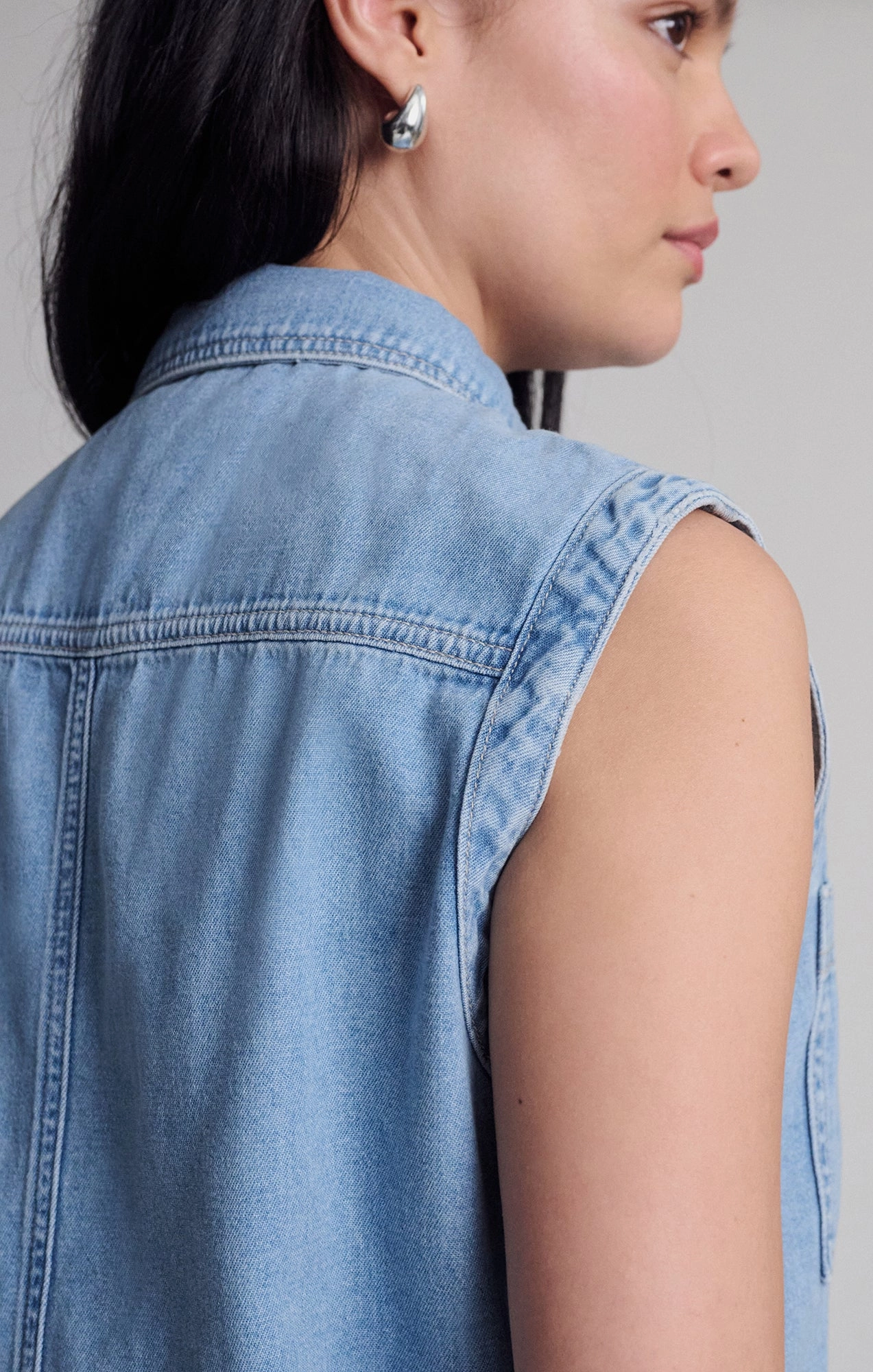 SIMLA POCKET DRESS IN LIGHT BLUE GOLD Office Friendly