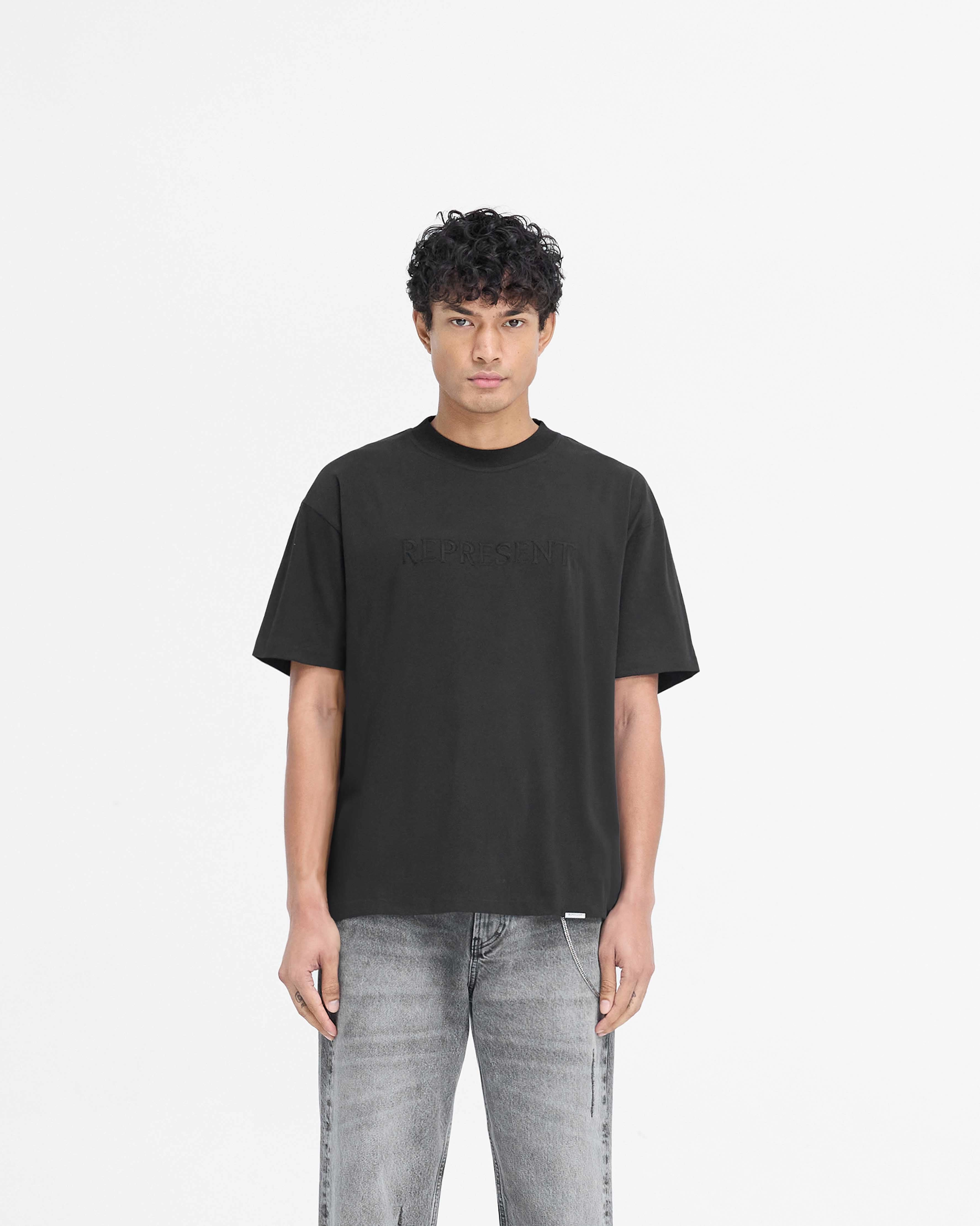 NoSideSeam Serif Logo T-Shirt - Jet Black