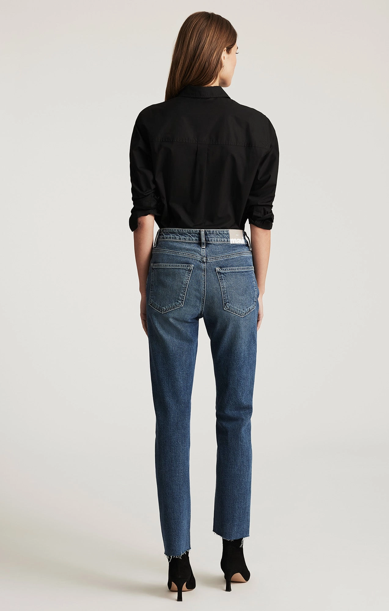 Affordable Beach Day Weekend Warrior Luxury Athlete Fit NEW YORK STRAIGHT LEG IN DEEP USED CLASSIC BLUE