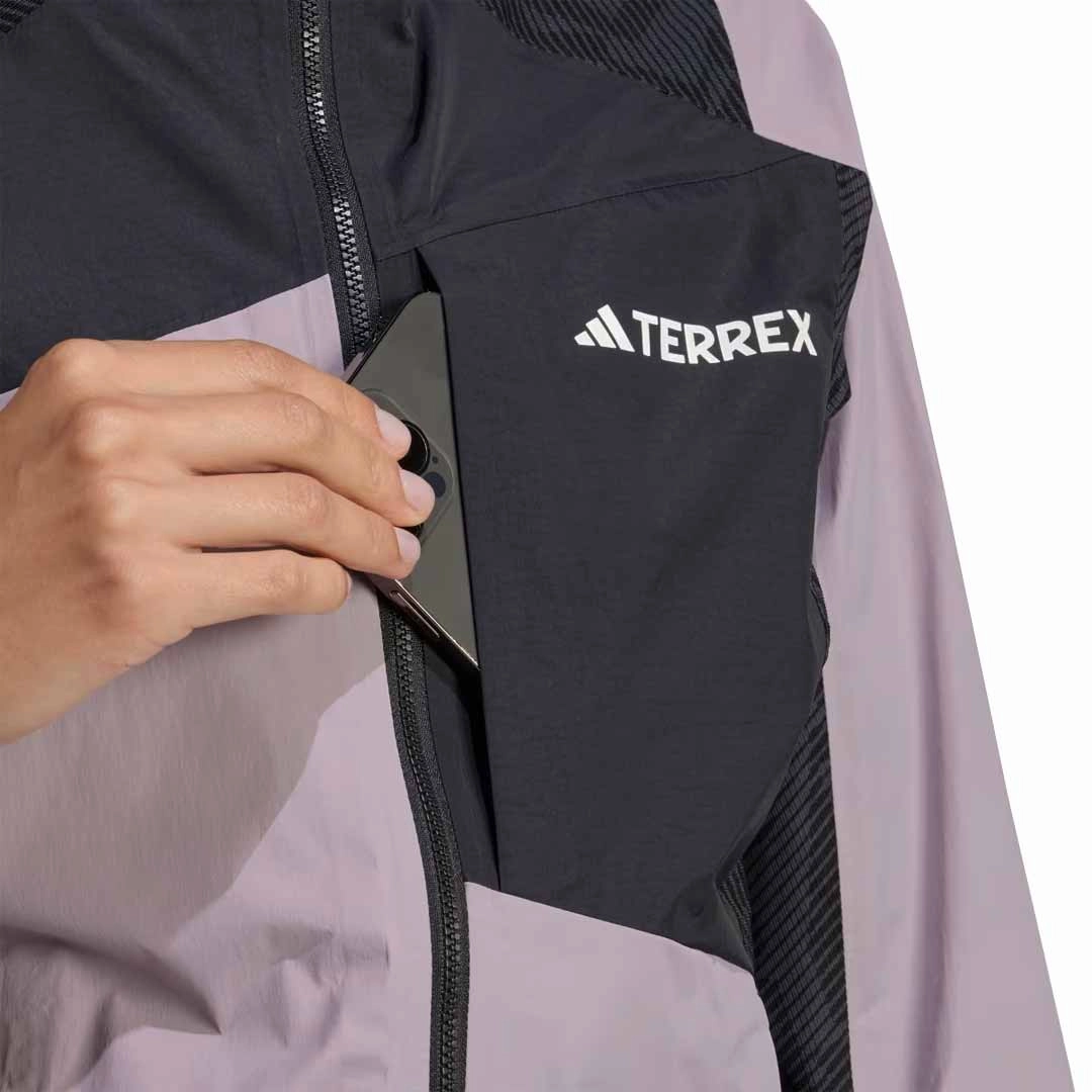Quick drying material ReflectiveTrimDetails adidas - Women's Terrex Xperior Hybrid RAIN.RDY Jacket (IP1495)