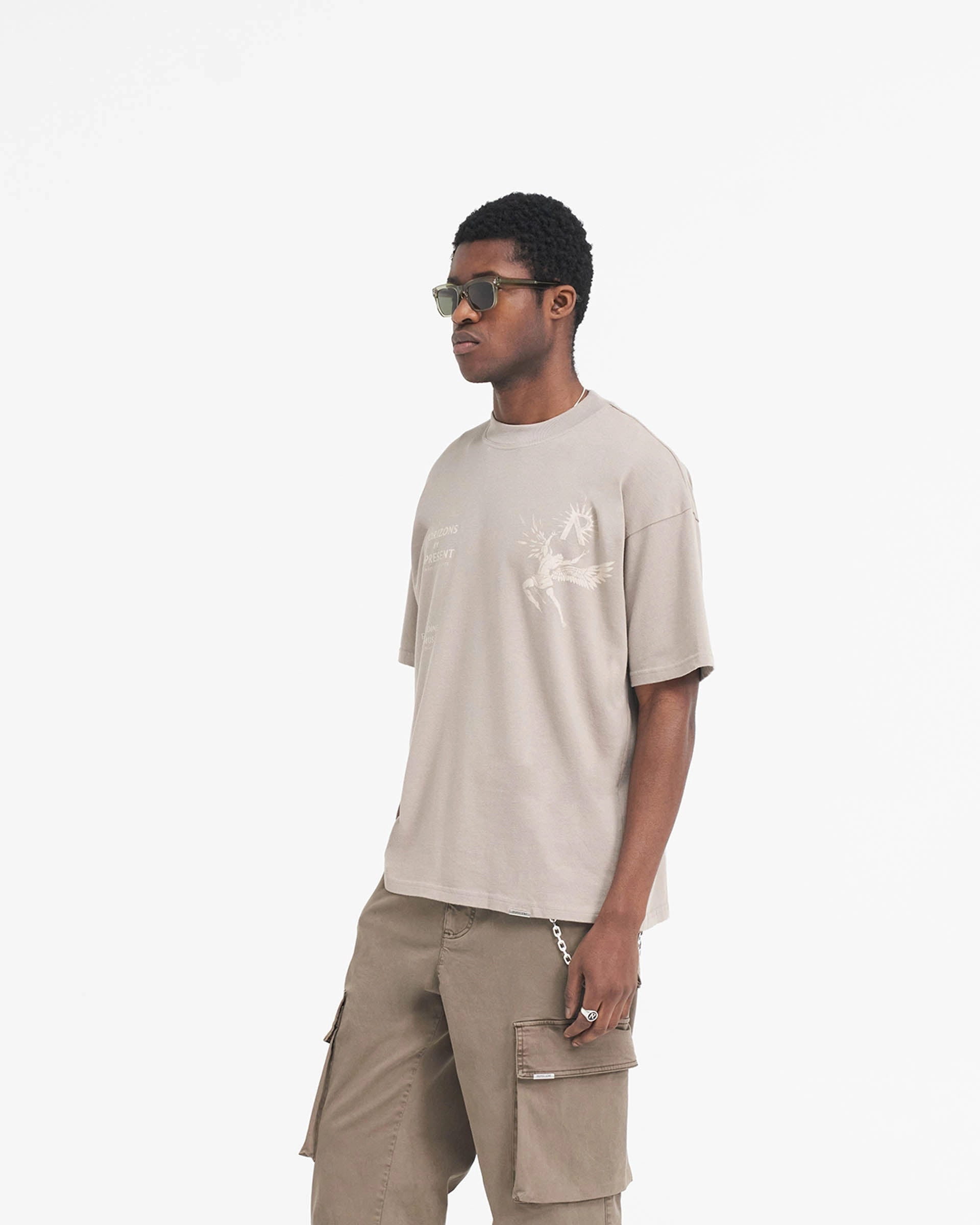 Icarus T-Shirt - Taupe OversizedSilhouette