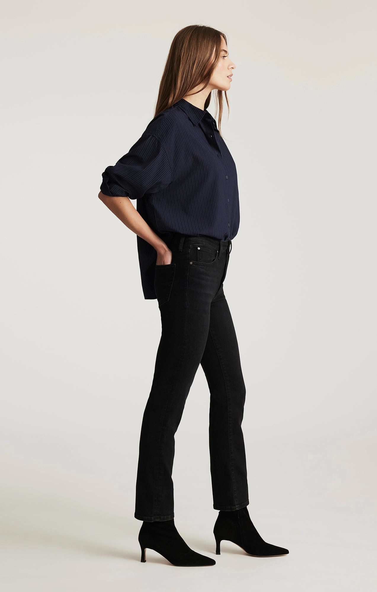 KENDRA STRAIGHT LEG IN DARK SMOKE FLEX BLUE Outfit Ease