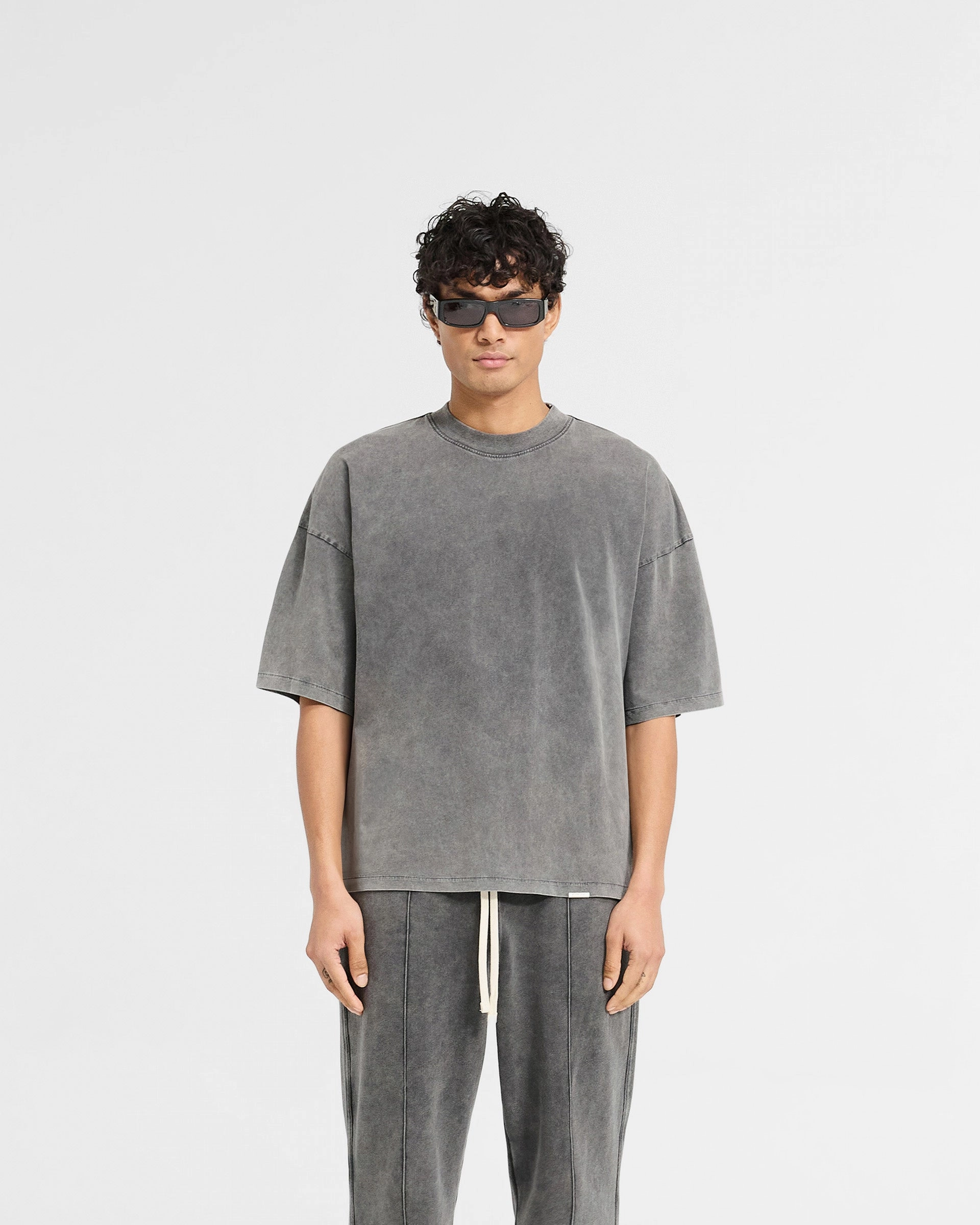 Easy Layering UltraSoftBrushedInterior Initial Boxy T-Shirt - Vintage Grey