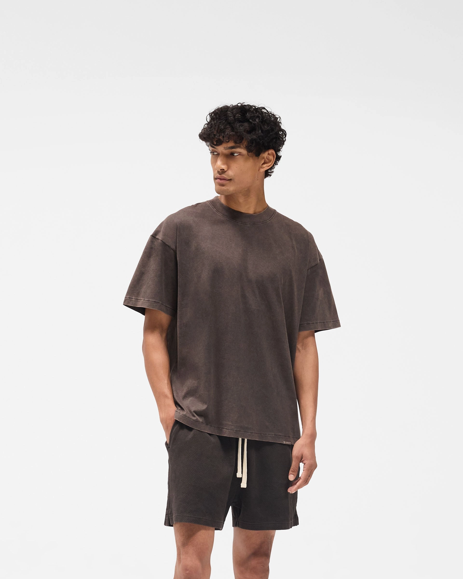 Initial Oversized T-Shirt - Coffee Essential Look