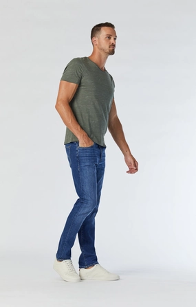 JAKE SLIM LEG JEANS IN INDIGO BRUSHED WILLIAMSBURG Standard Piece Sharp Edge