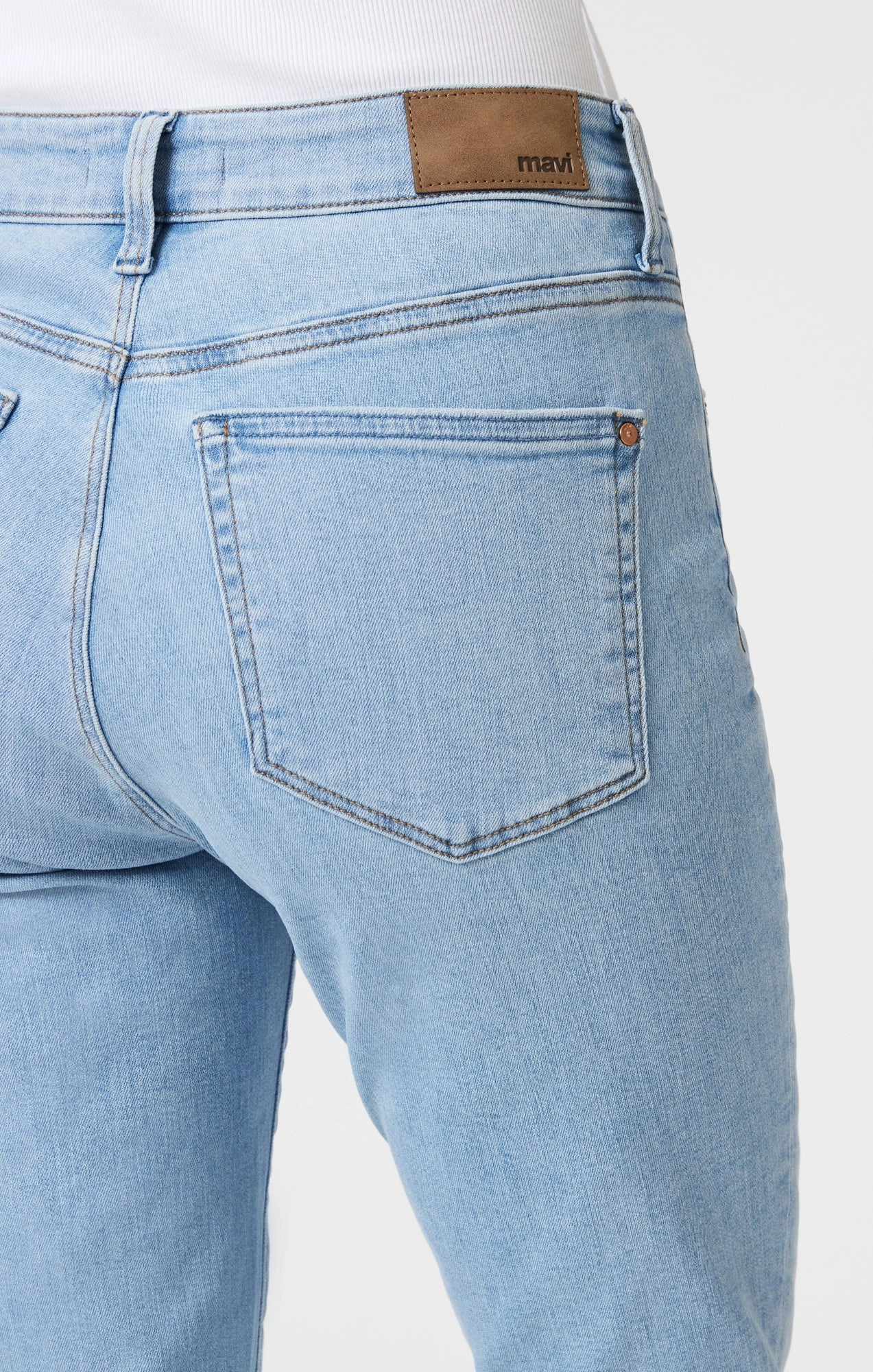 KATHLEEN SLIM BOYFRIEND IN LIGHT BLUE FLEX BLUE Stay Comfortable Gym Ready Evening Stroll