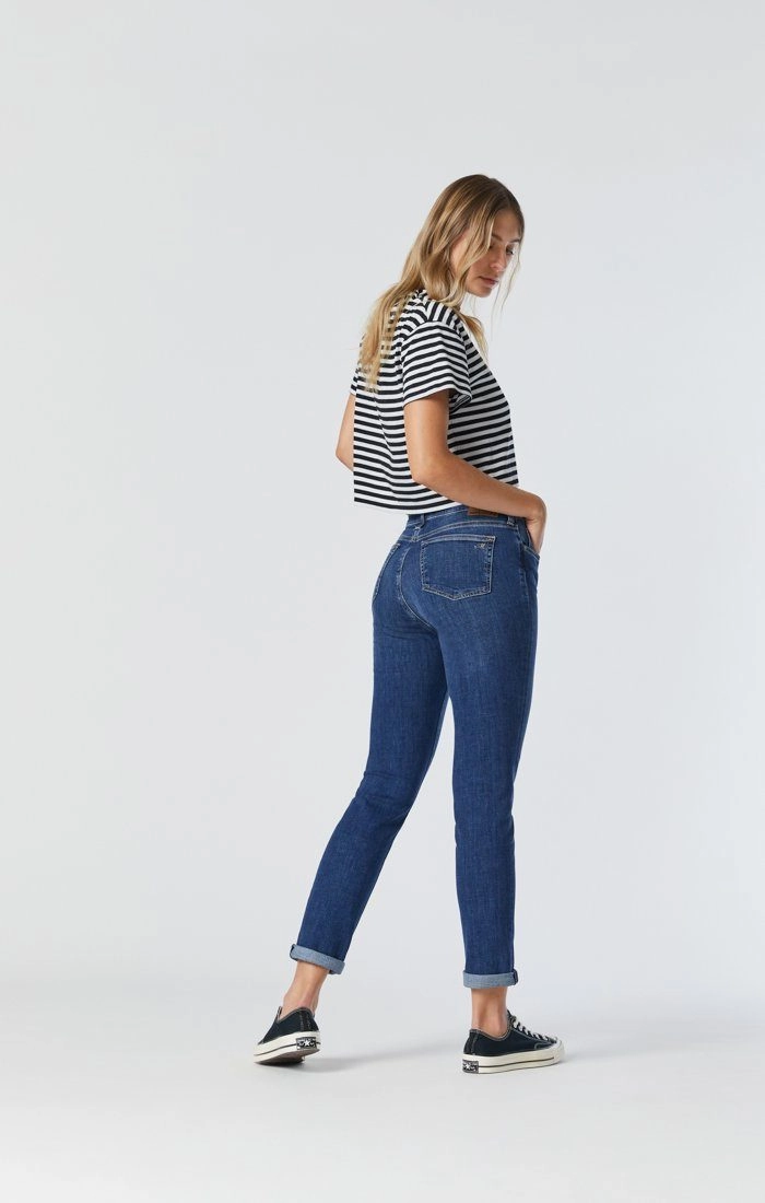 Soft Fabric Straight Cut KATHLEEN SLIM BOYFRIEND JEANS IN MID FEATHER BLUE