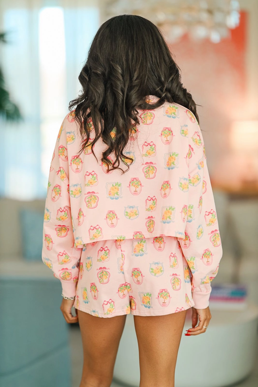 ThermalRegulating Lemon Amalfi Coast Cropped Pullover - Pink