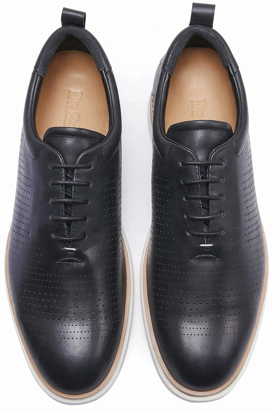 Merit - Black Cross Town Minimal Build