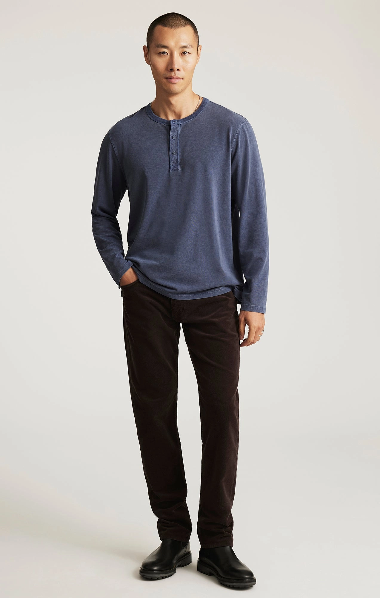 MARCUS SLIM STRAIGHT LEG IN PENNY CORD Stain Release Finish