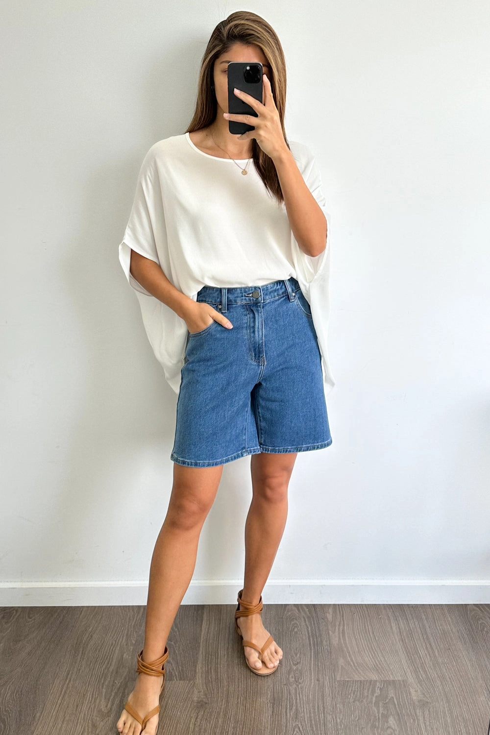 Monroe Shorts - Mid Denim Stretchable Wear
