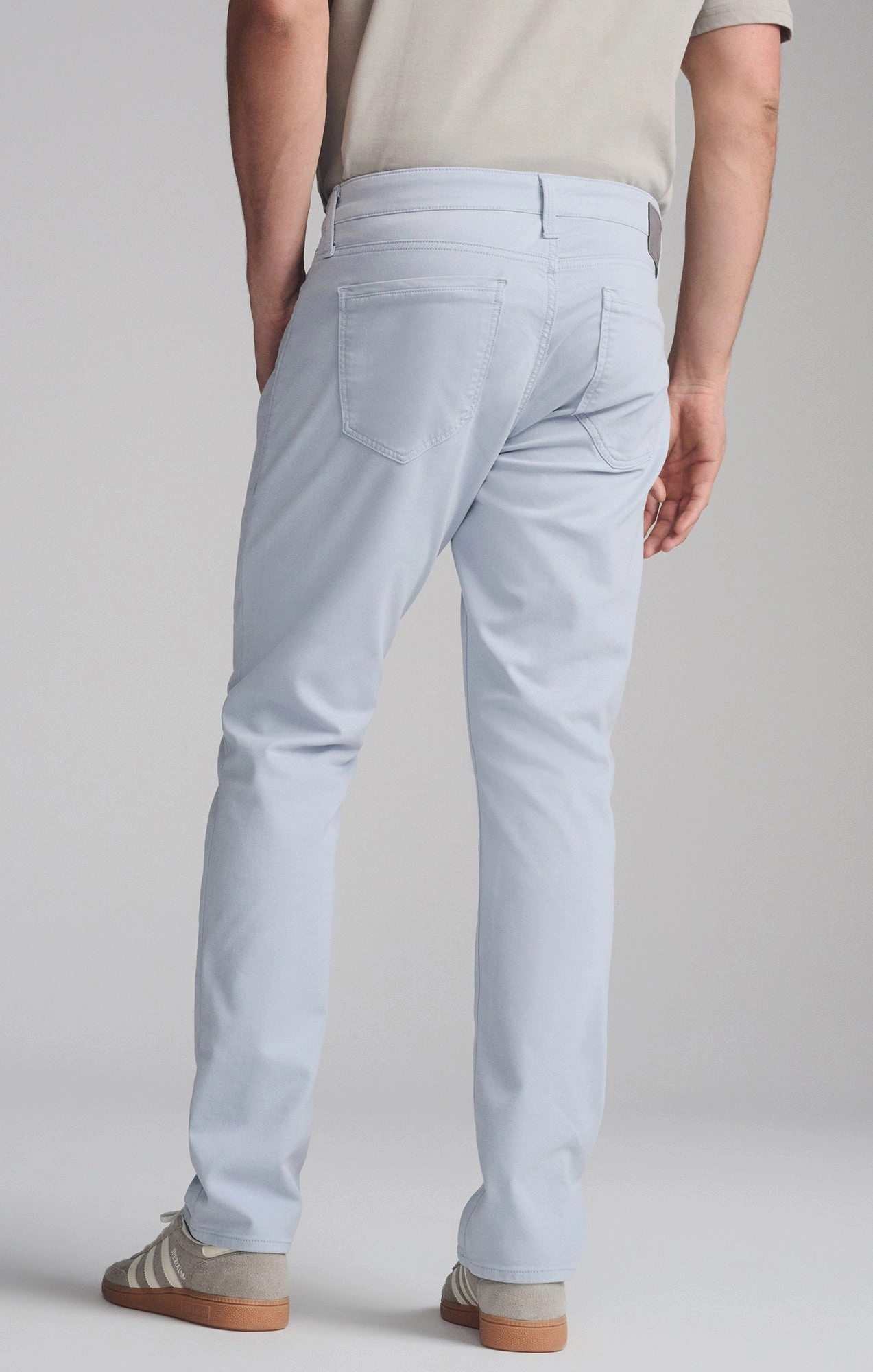 Layer Comfort JAKE SLIM LEG IN ICE BLUE ATHLETIC