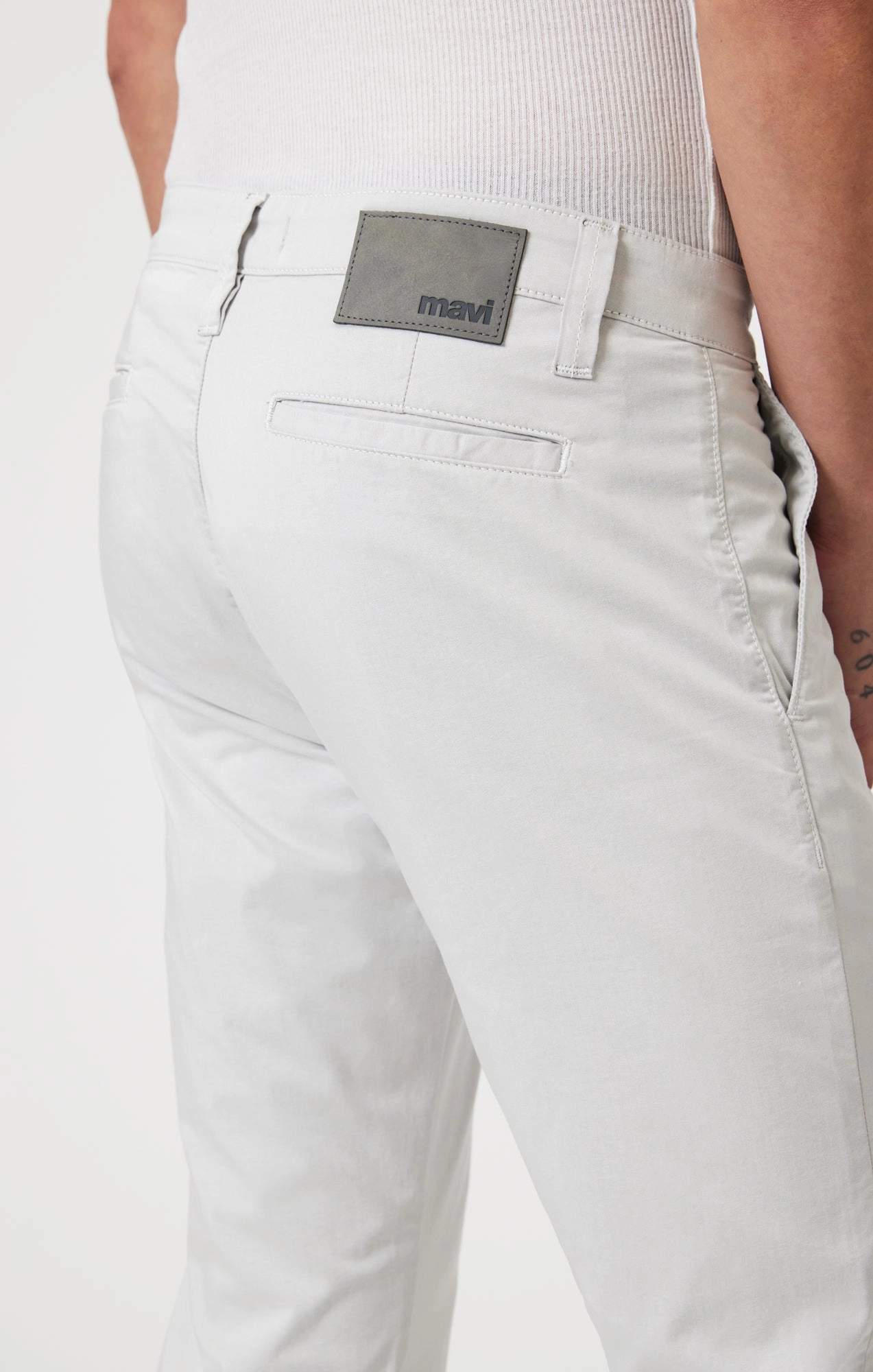 WaterproofTechnology Flowy legs MILTON SLIM STRAIGHT CHINO PANTS IN STONE CITY SMART