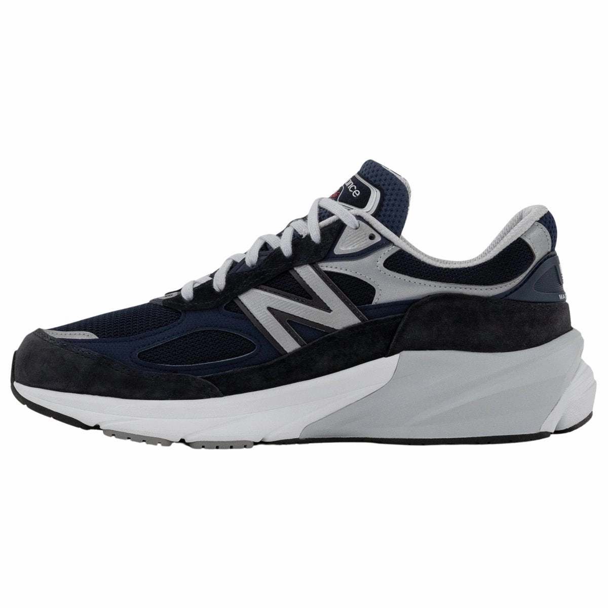 Lightweight Performance Flexible Zones New Balance Women's W990NV6 Navy