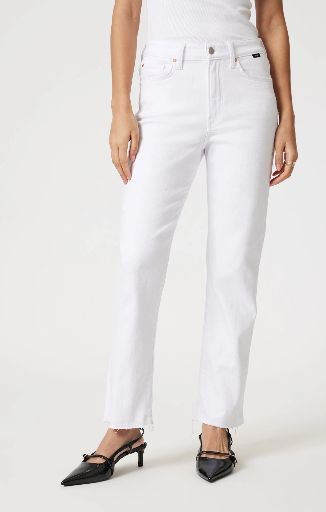 Affordable Neutral Holiday Vibes Traveler Gear Sustainable NEW YORK STRAIGHT LEG IN WHITE FLEX BLUE