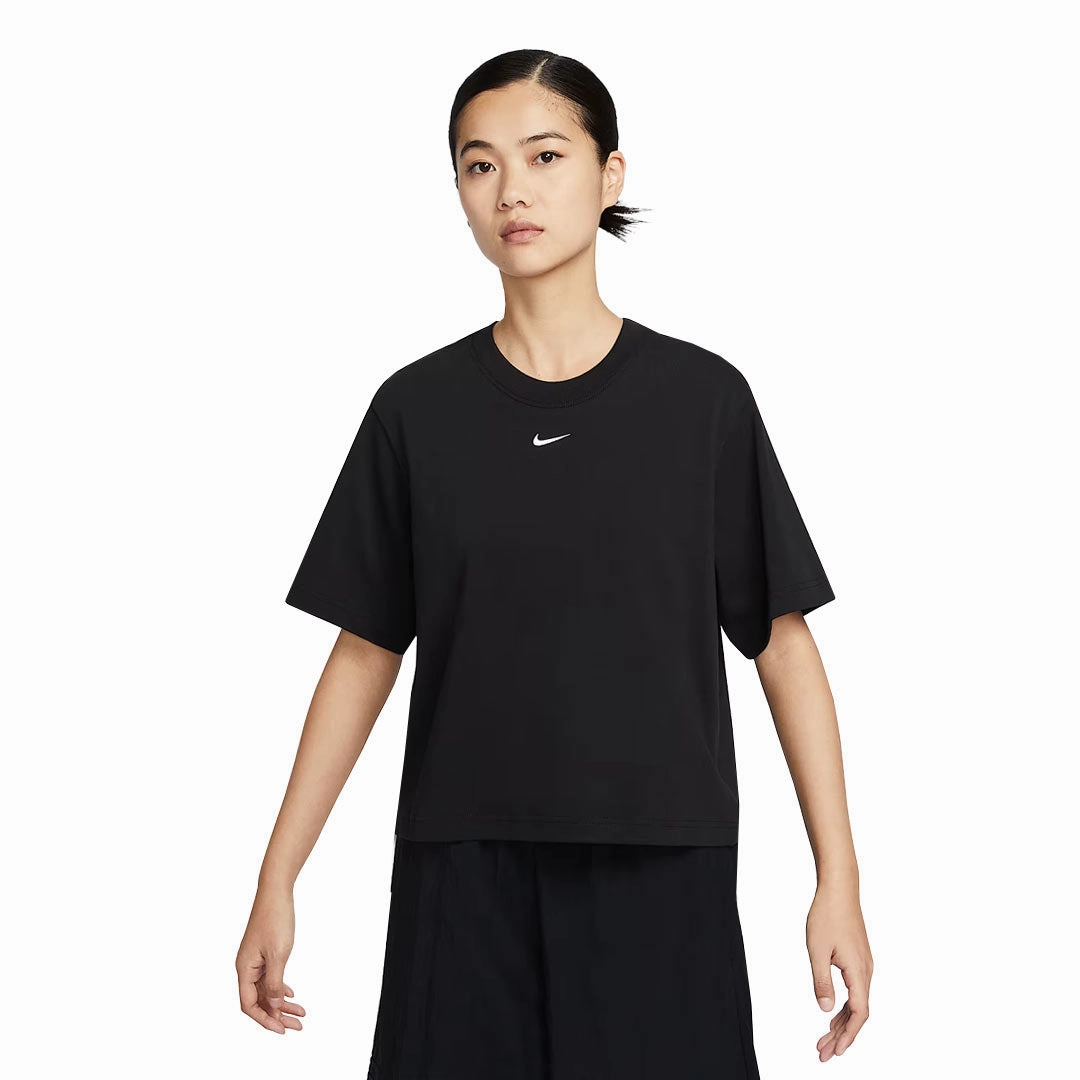 Minimalist Pocket Layout Nike - Women's NSW Essential Boxy Short Sleeve T-Shirt (DD1237 010)