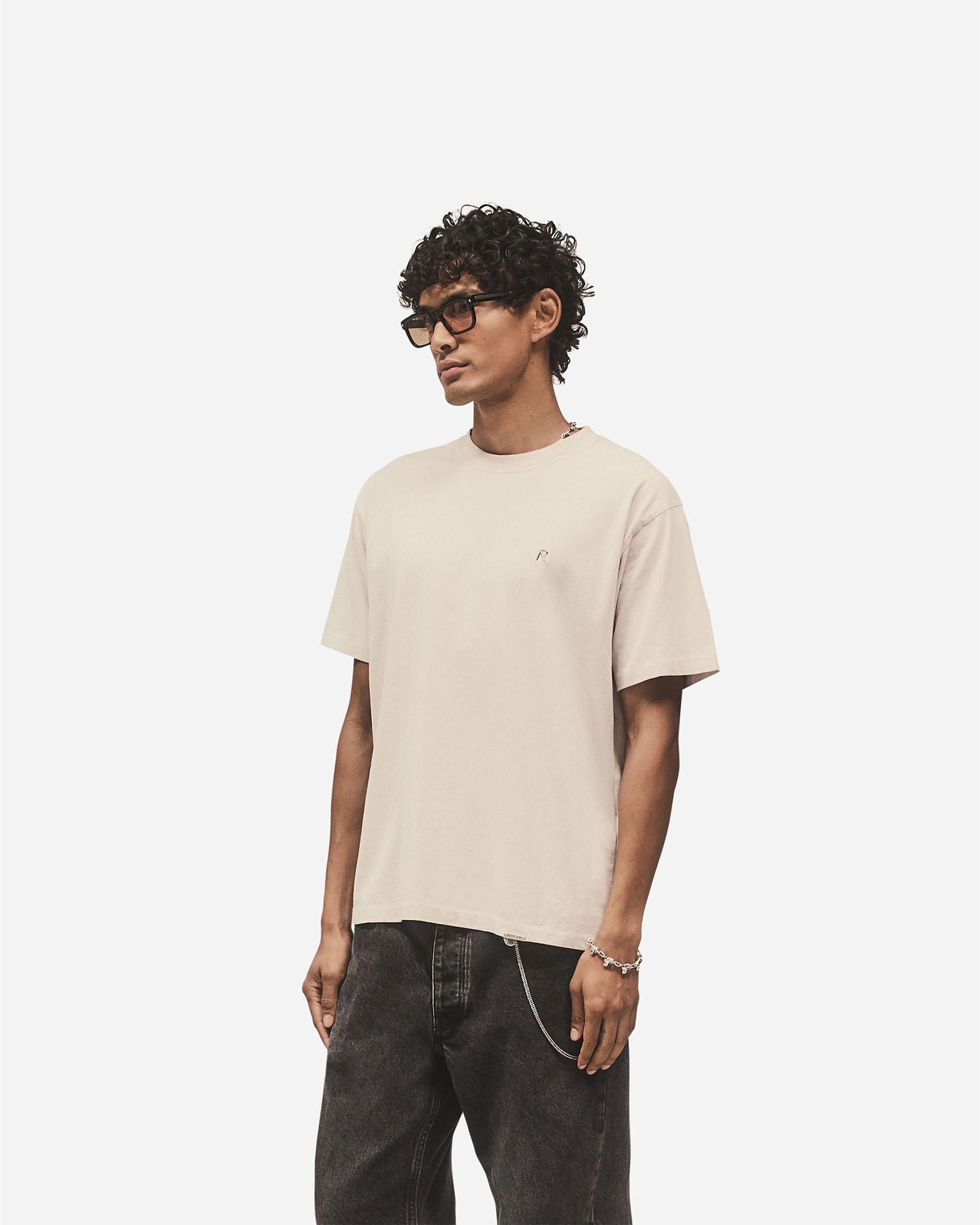 Comfy Flex Metal Initial R T-Shirt - Concrete