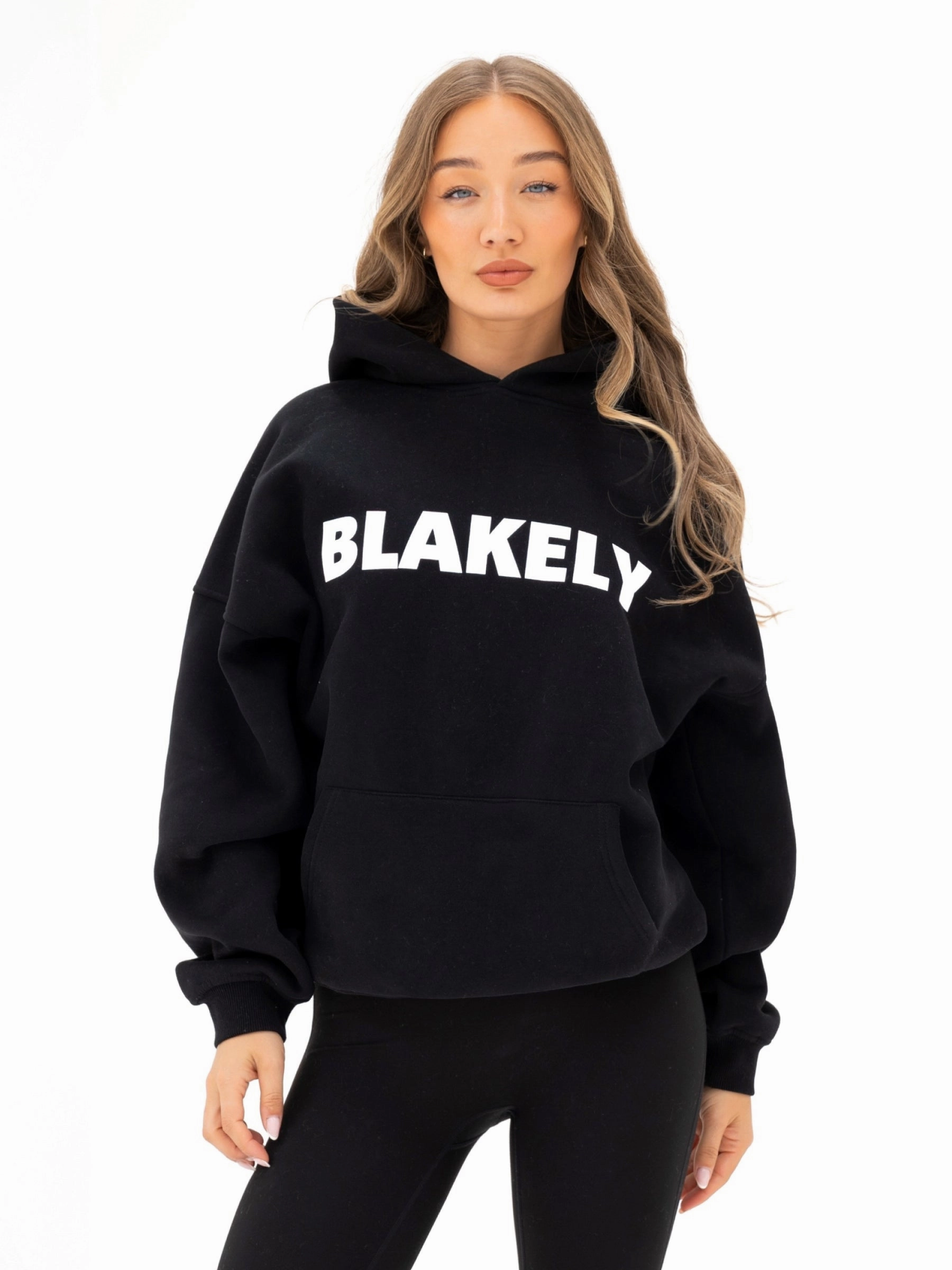 Studio Oversized Hoodie - Black Sleek Profile Tiger like
