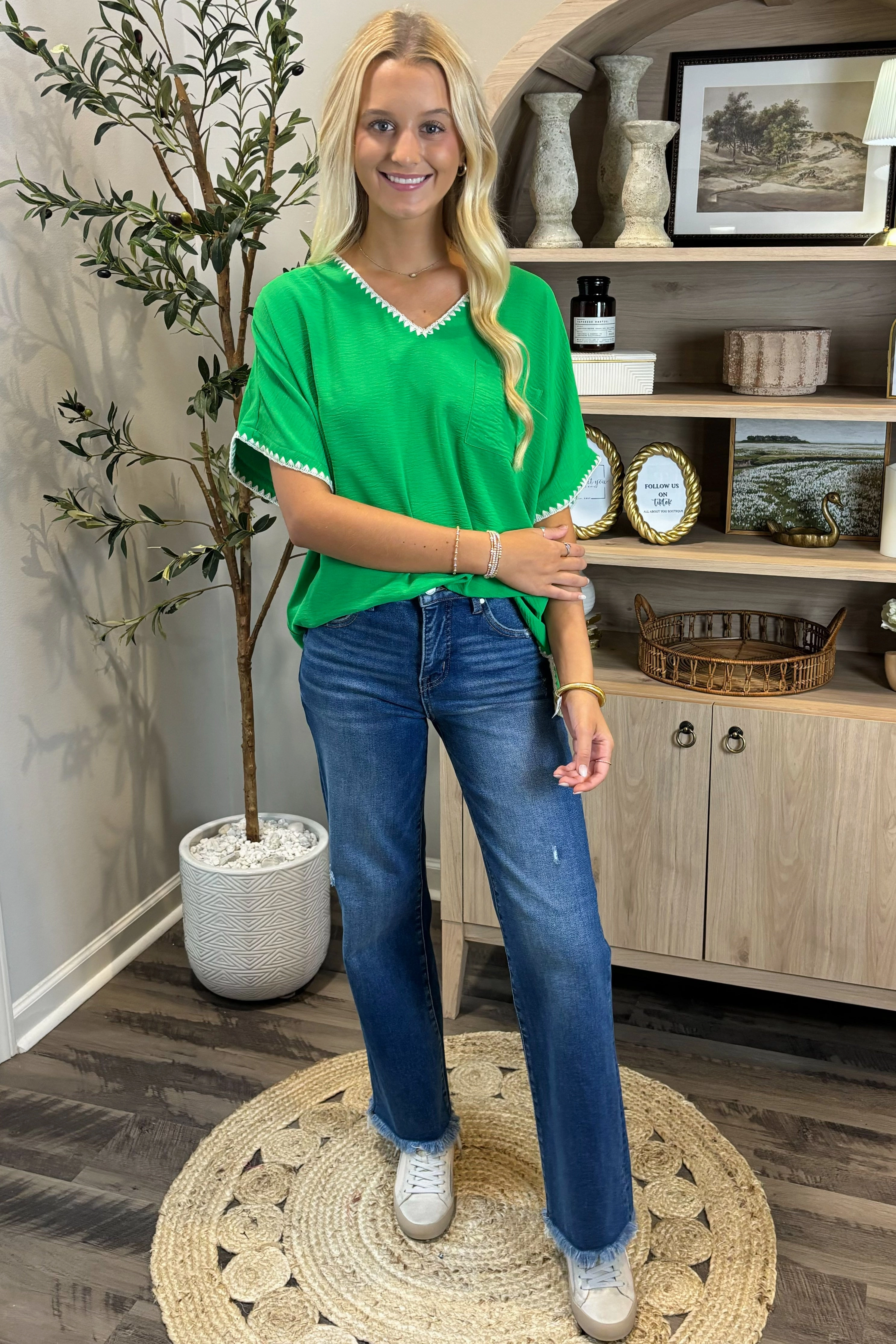 Tension Balanced Design MultiPocketDesign On The Rocks Crochet Trim Top