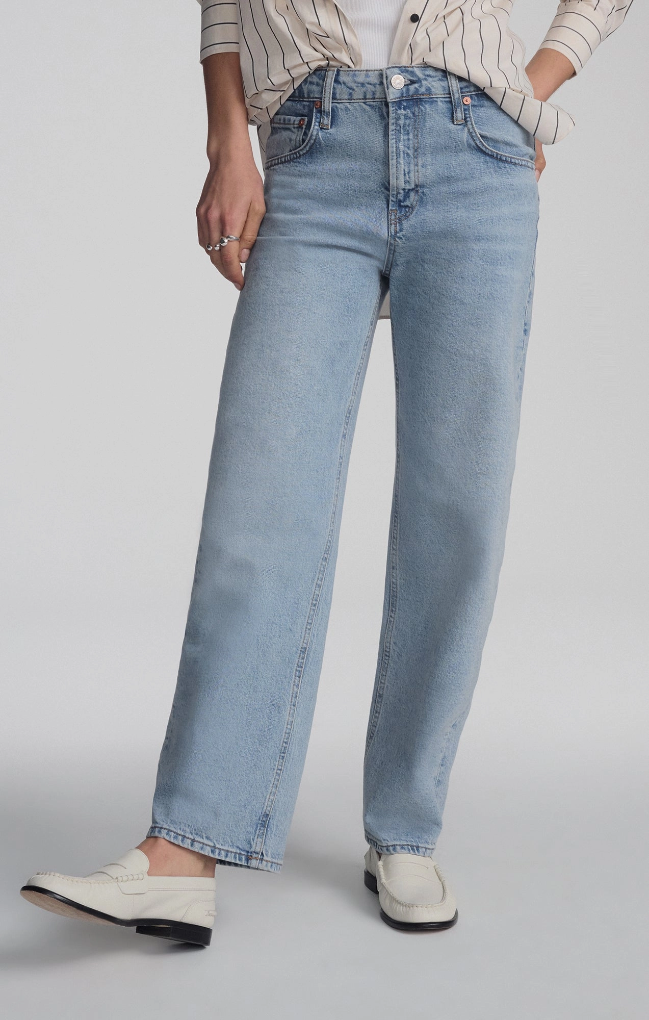 Day Wear Essential Layer NICA BARREL IN LIGHT BRUSHED CLASSIC BLUE