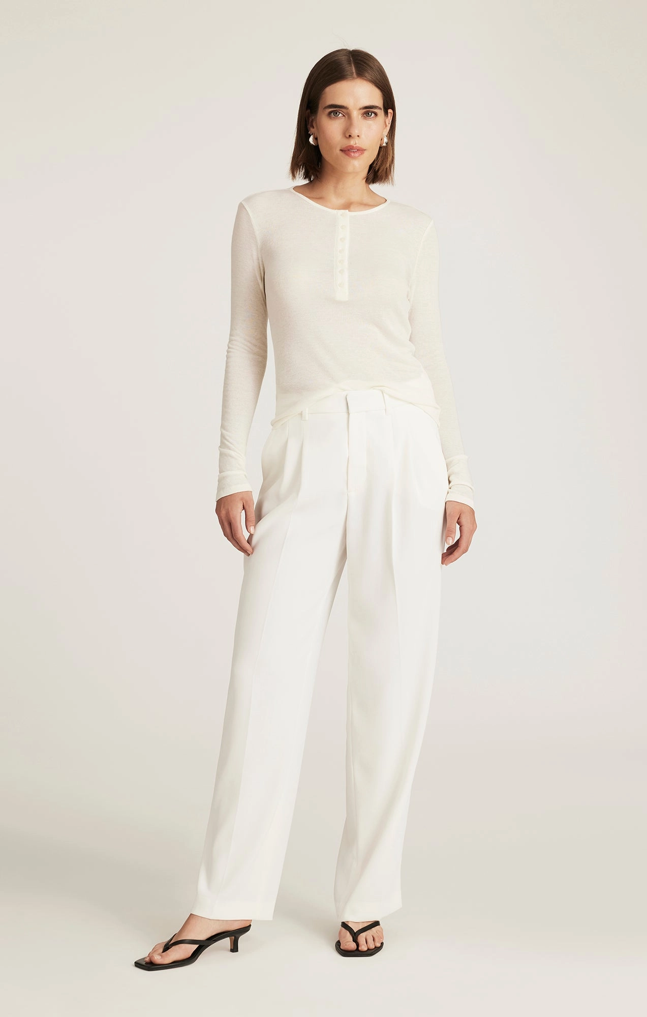 Move Easy EDITION STRAIGHT LEG PANTS IN COCONUT MILK